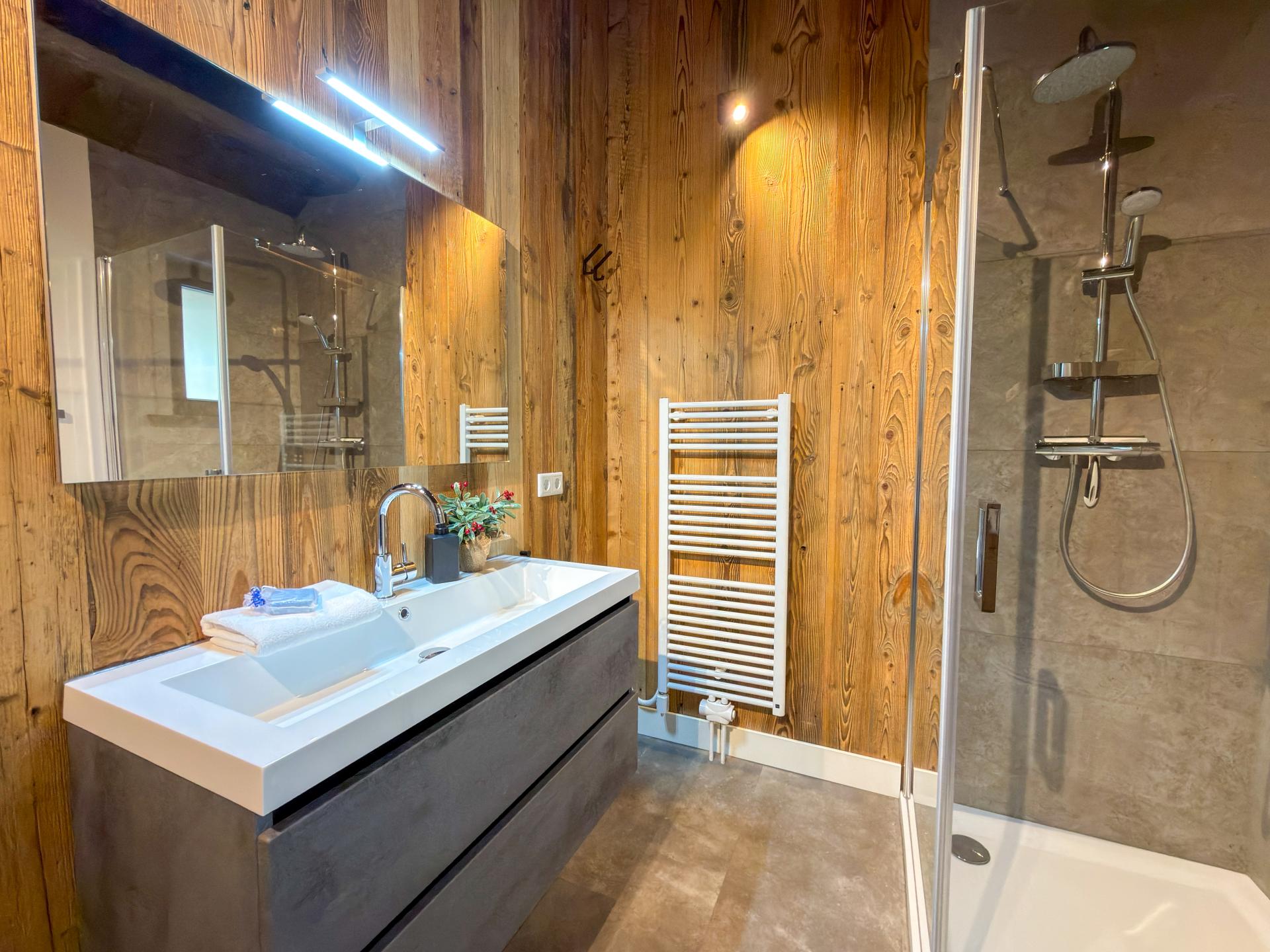 Stijlvol appartement aan de Afritzer See met bergzicht en nabij skigebieden - foto 22