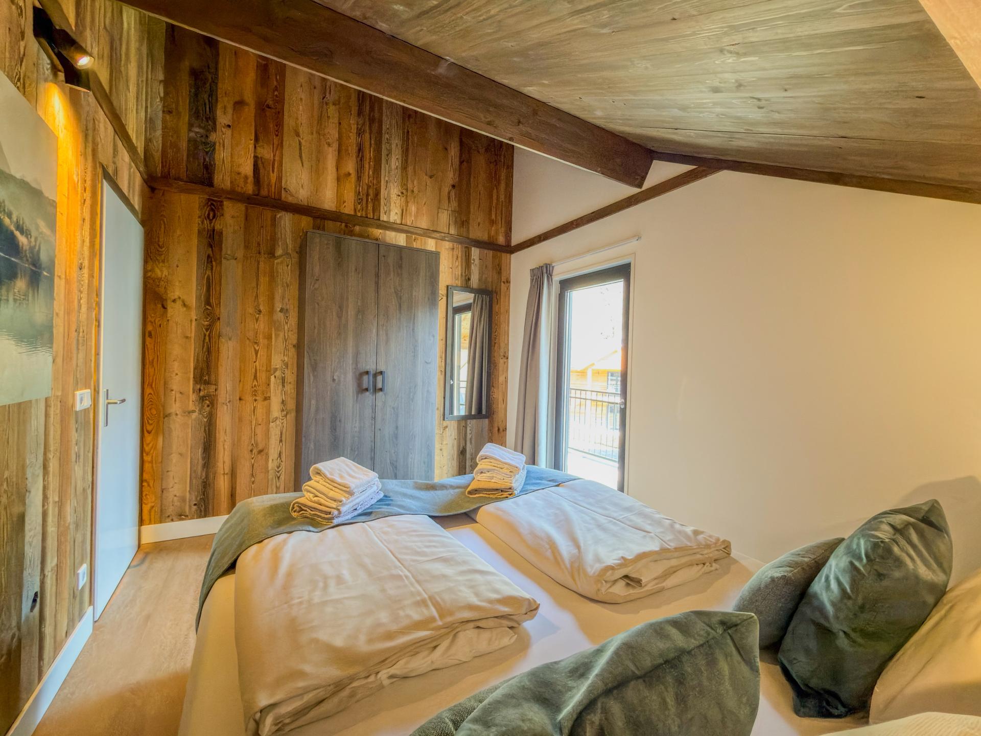 Chalet direct aan de Afritzer See met panoramisch bergzicht voor 6 personen - foto 17