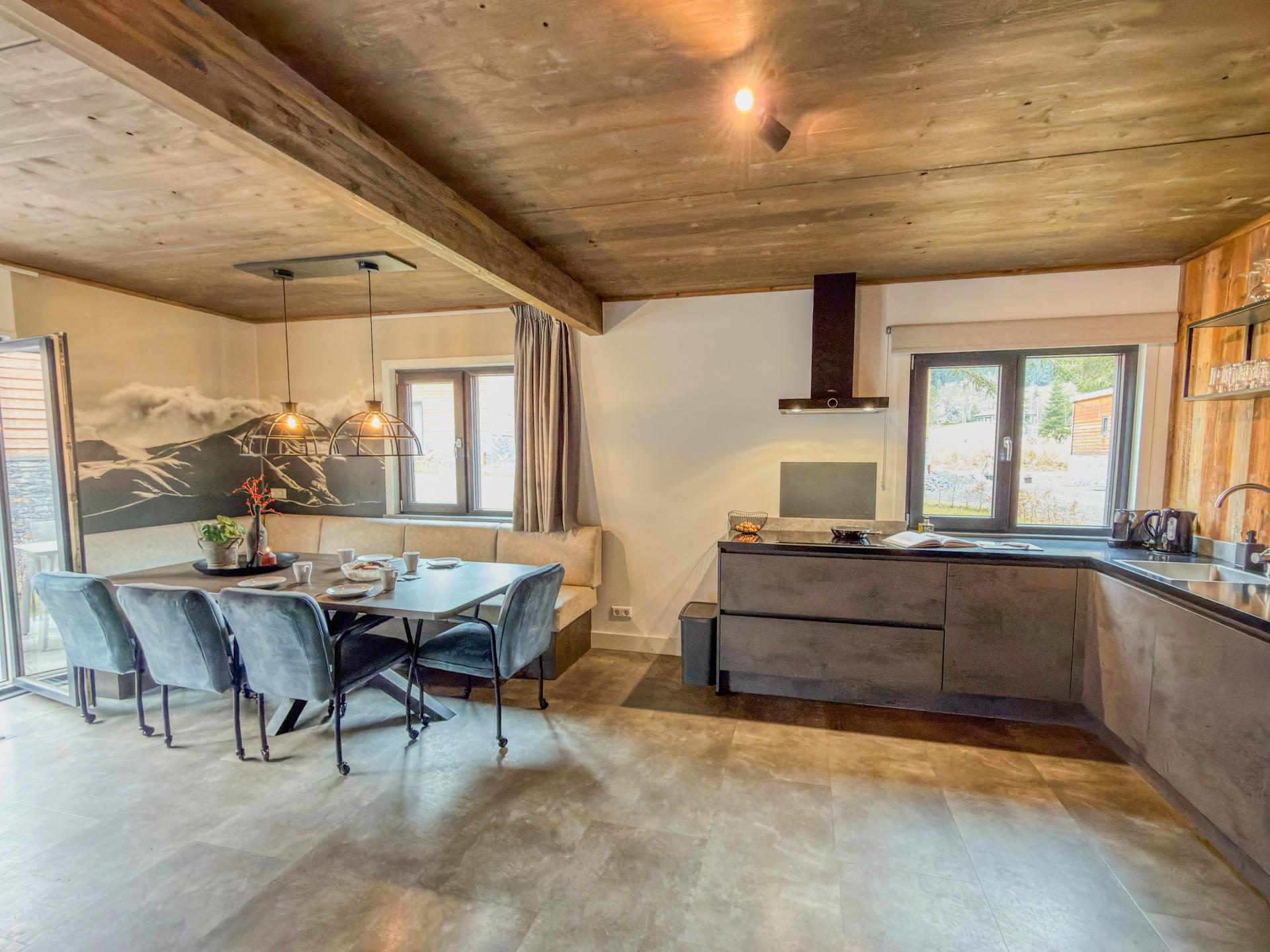 Luxe chalet aan de Afritzer See met panoramisch uitzicht op bergen en meer - foto 4