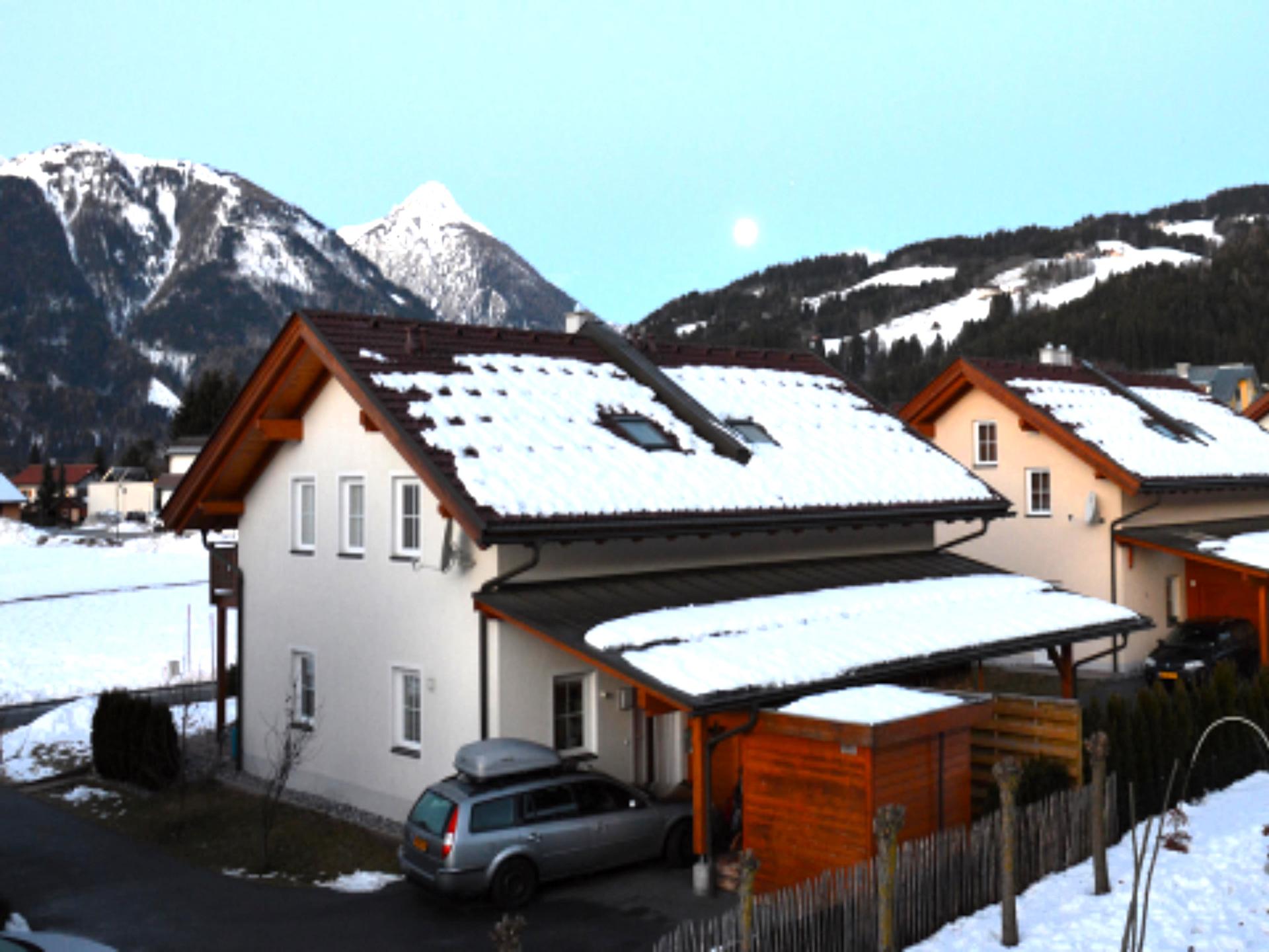 Zonnig chalet in Kötschach-Mauthen met grote tuin en bergzicht - foto 23