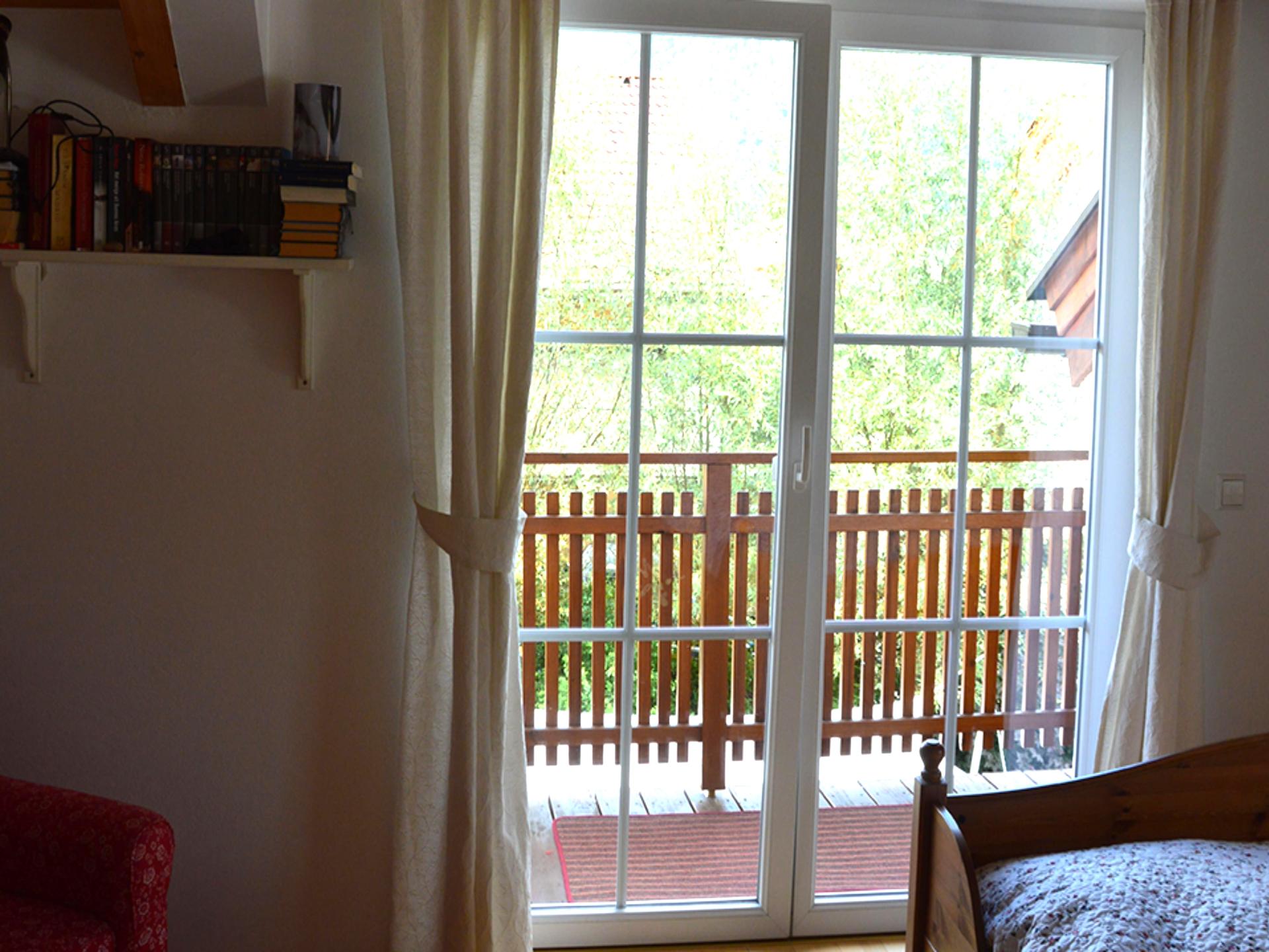 Zonnig chalet in Kötschach-Mauthen met grote tuin en bergzicht - foto 14