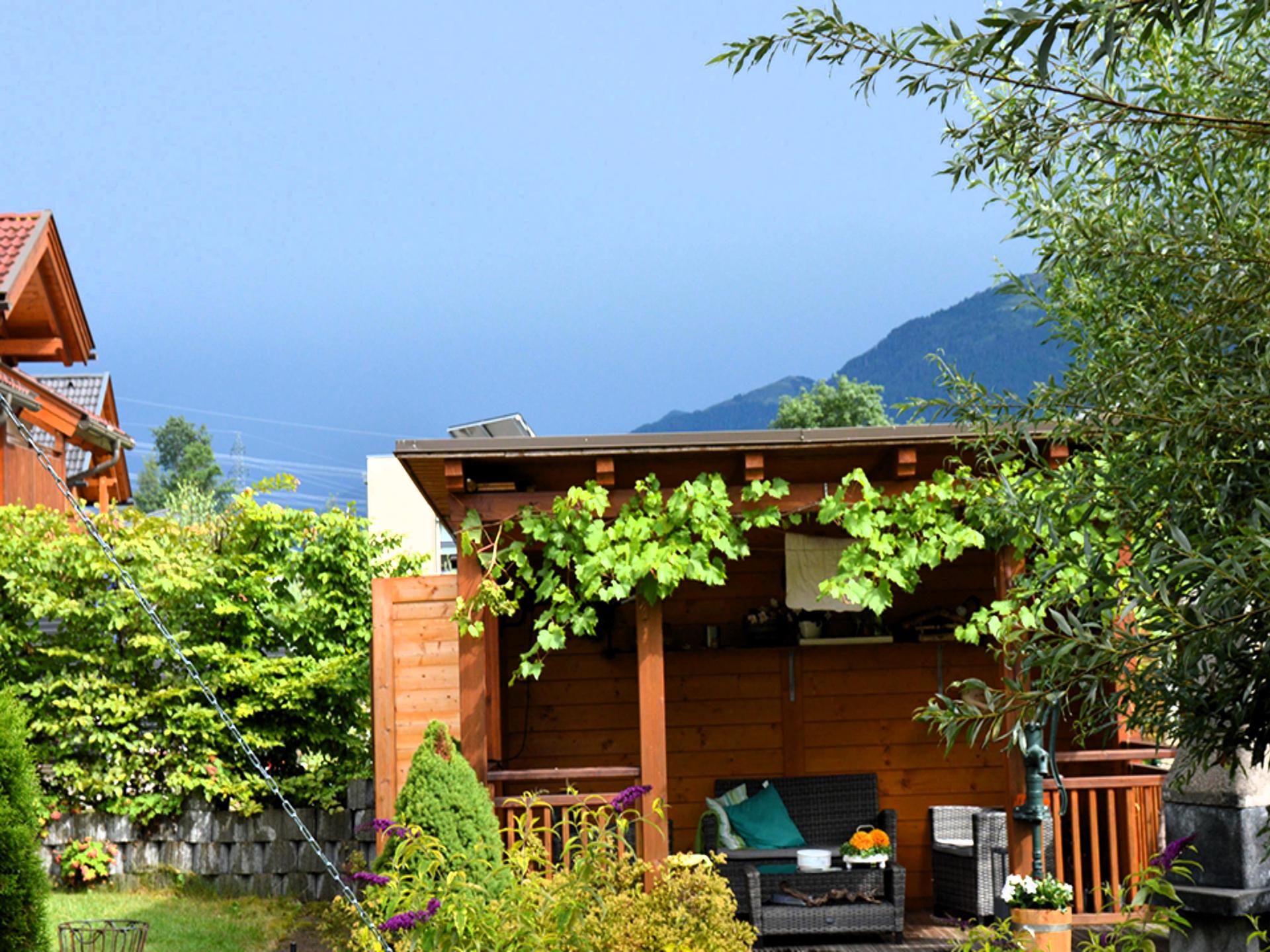 Zonnig chalet in Kötschach-Mauthen met grote tuin en bergzicht - foto 25