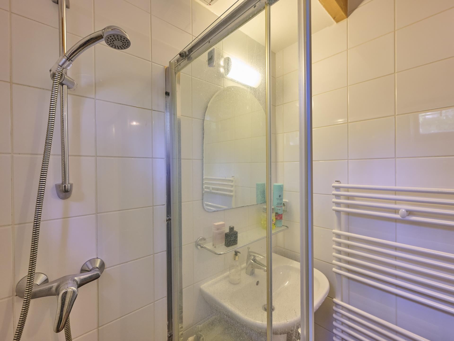 Knus vakantiehuis voor 6 personen in de bossen van Rekem - foto 6