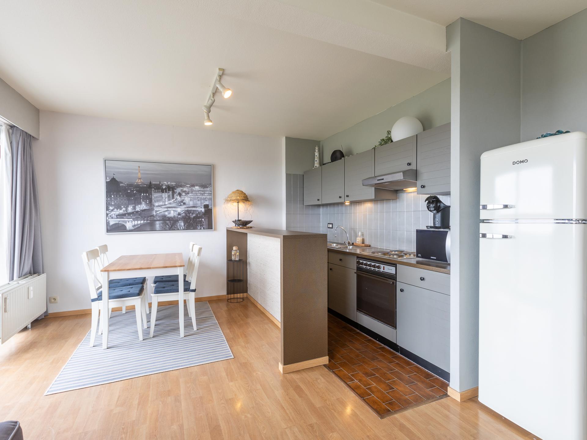 Licht appartement op de 8e verdieping met zonnig terras vlak bij zee - foto 2