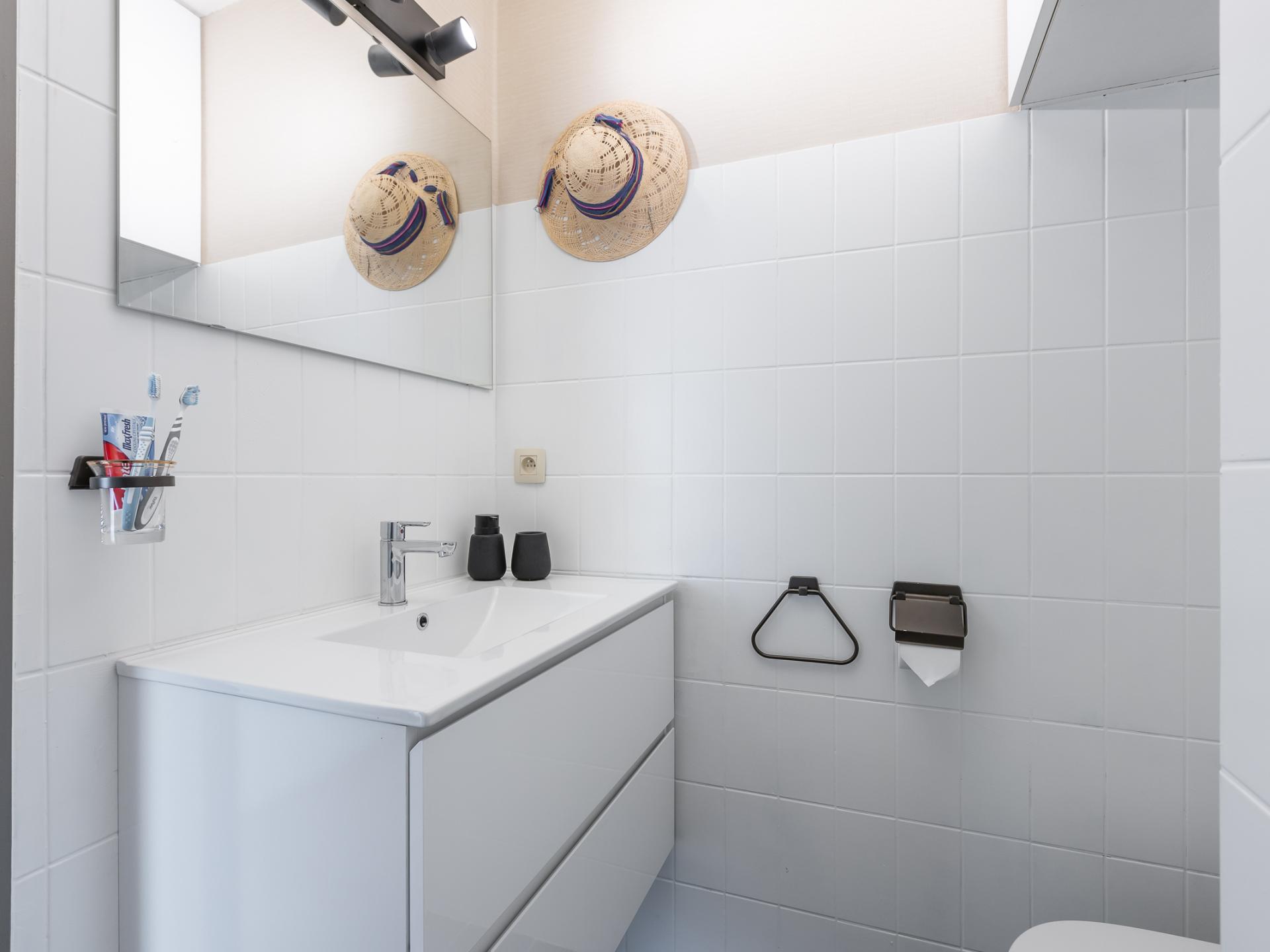 Licht appartement op de 8e verdieping met zonnig terras vlak bij zee - foto 14