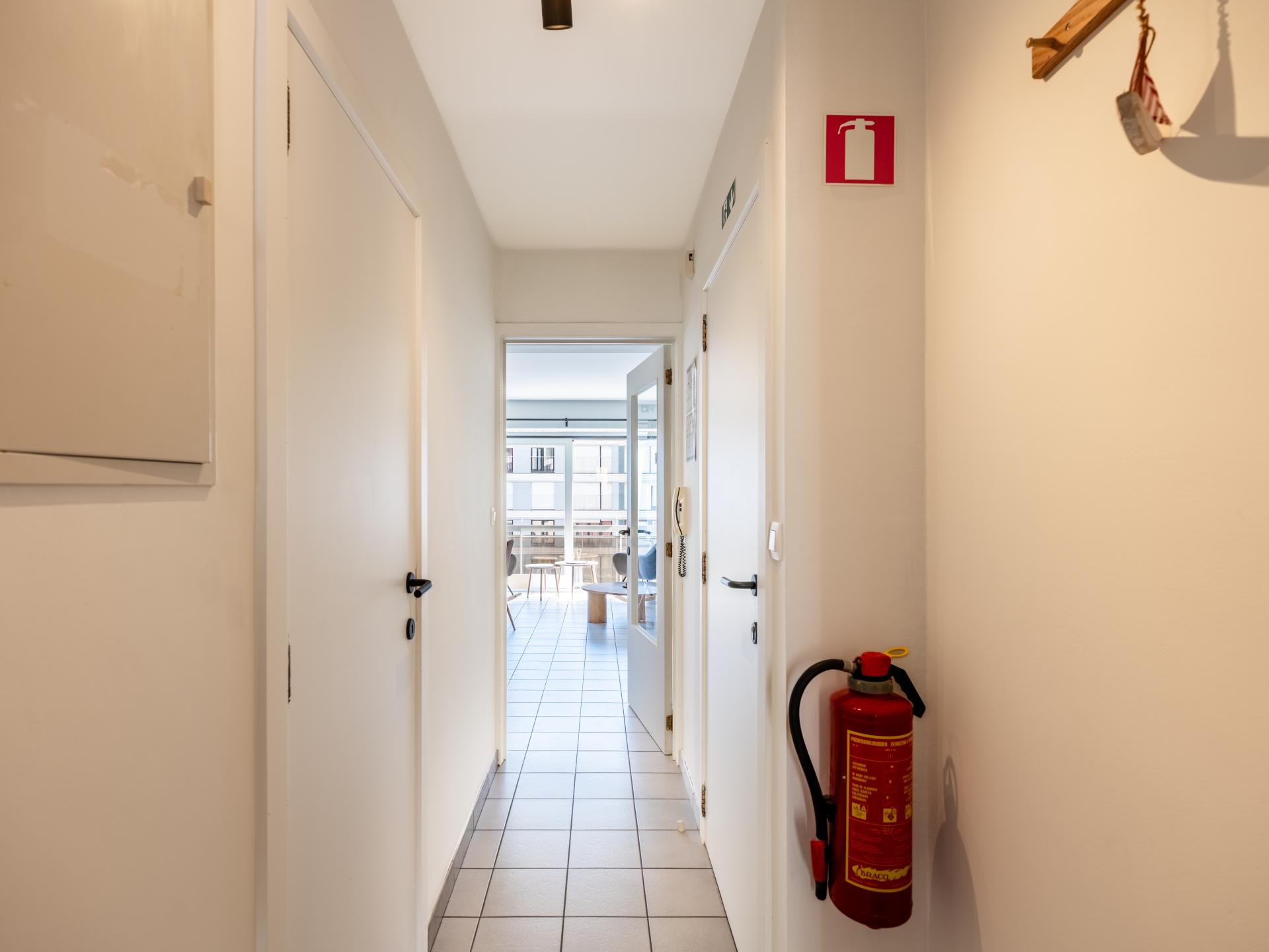 Zonovergoten appartement met zeezicht in het hart van Koksijde - foto 11