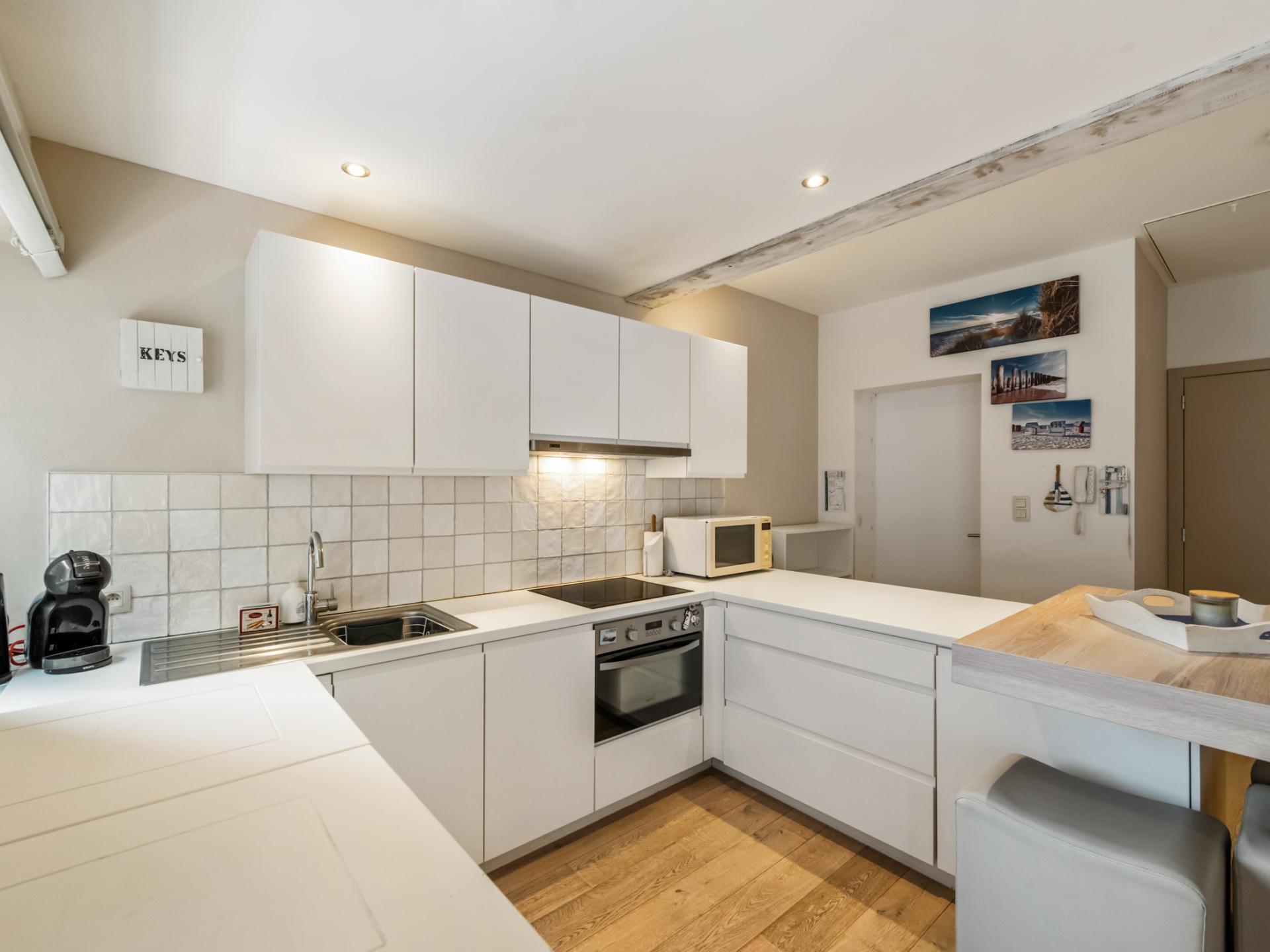 Lichte studio in Blankenberge met balkon en zicht op de jachthaven - foto 7