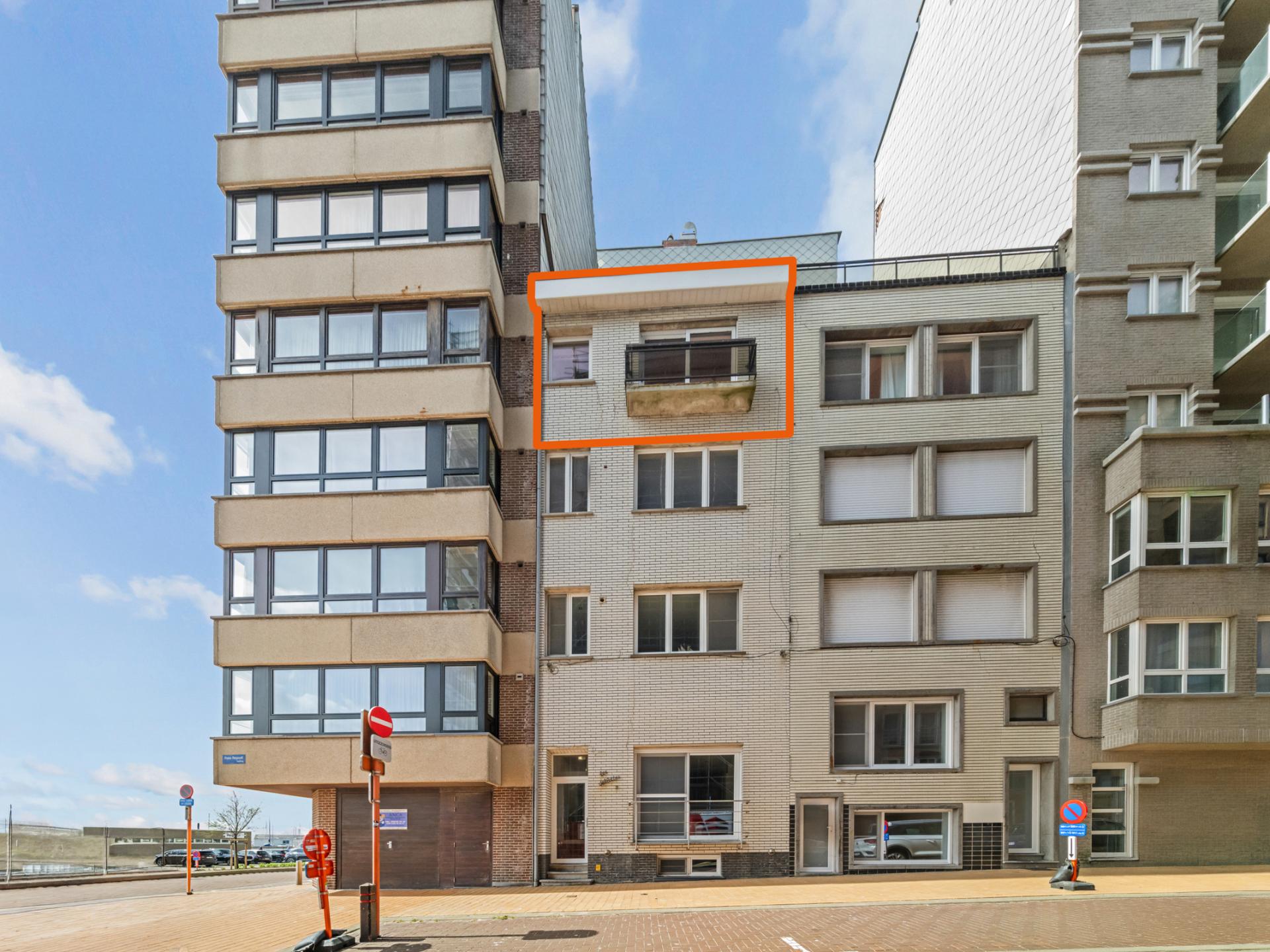 Lichte studio in Blankenberge met balkon en zicht op de jachthaven - foto 13