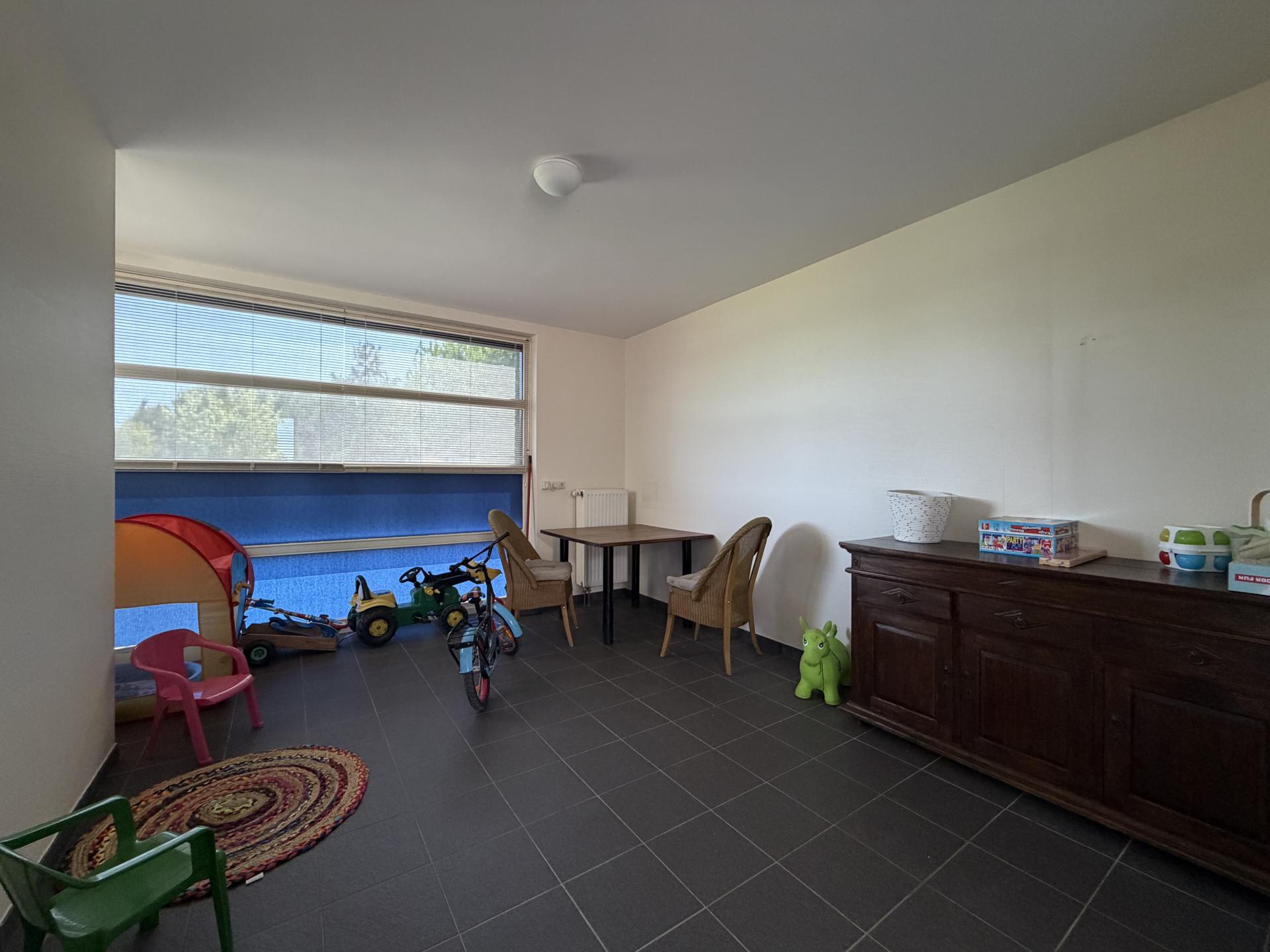 Ruim vrijstaand huis in Nederweert met grote tuin en hottub voor 12 personen - foto 12