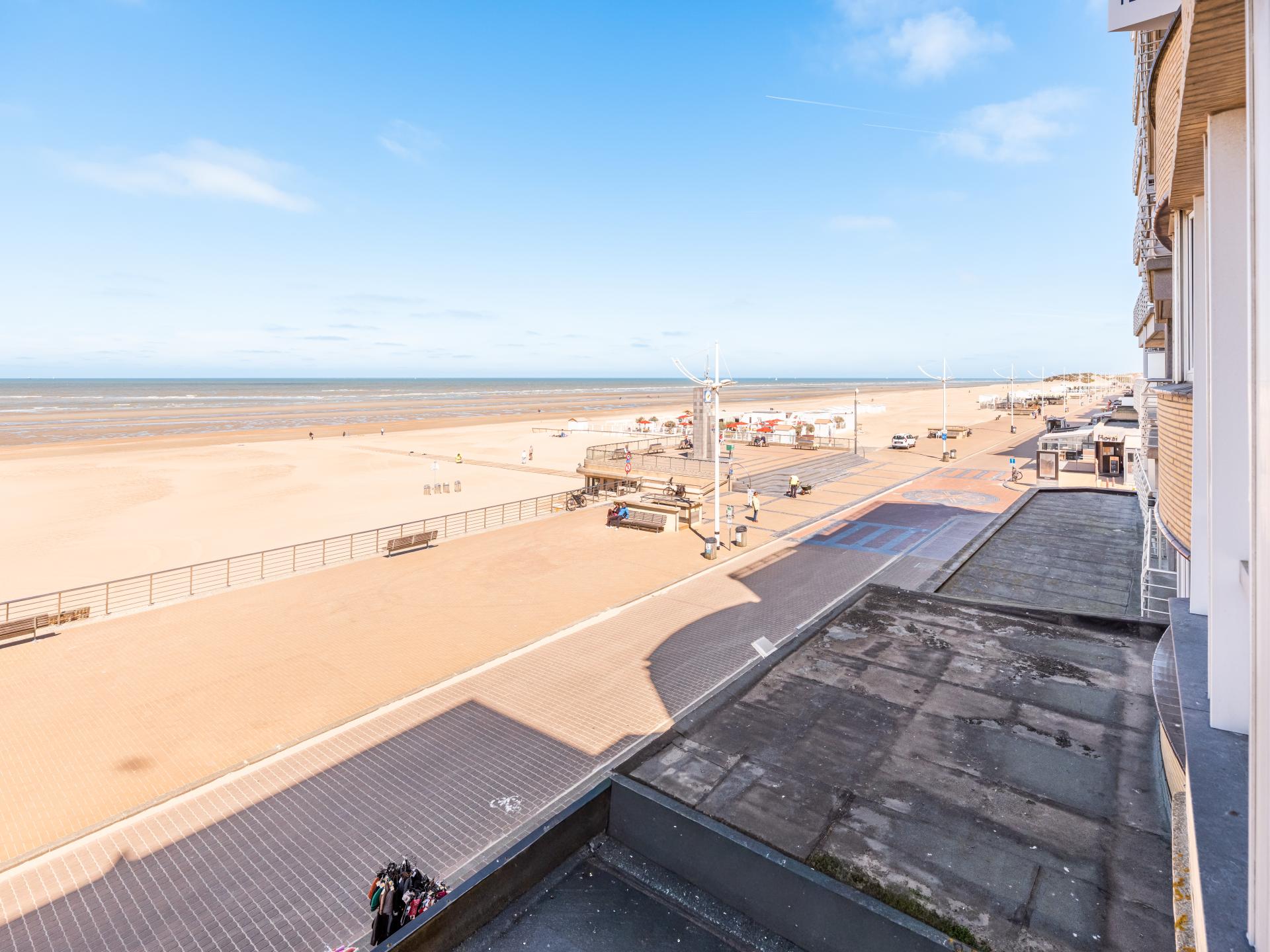 Appartement op zeedijk Koksijde met zeezicht, strand op 10 meter - foto 21
