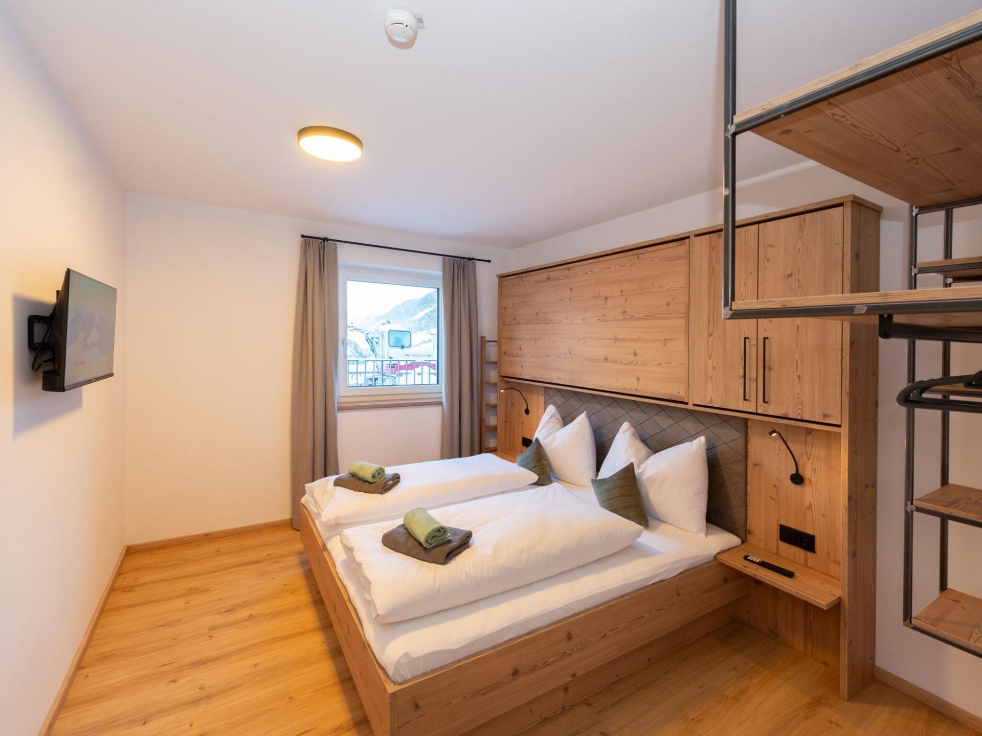 Ski-in ski-out appartement in Hinterglemm met sauna en bergzicht voor 8 personen - foto 4