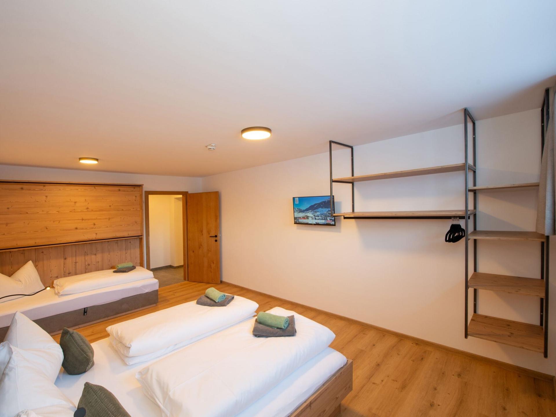 Sfeervol appartement direct aan de piste in Hinterglemm voor 9 personen - foto 8