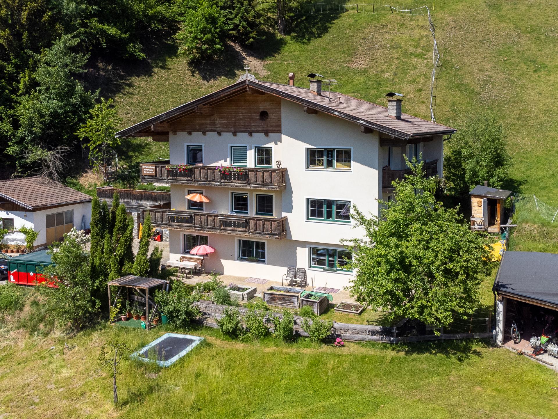 Knus appartement met balkon en bergzicht op 200m van de skilift - foto 1
