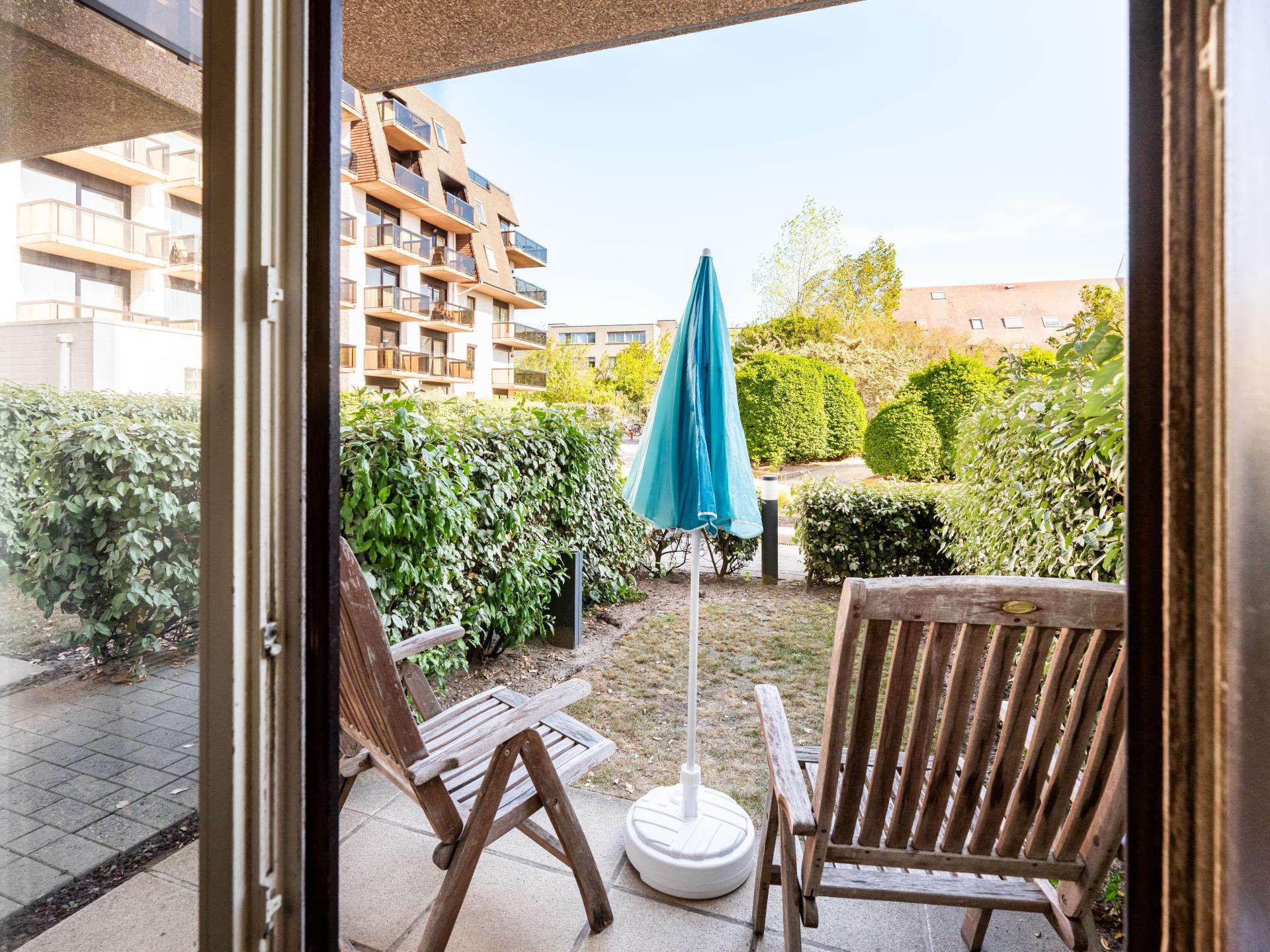 Duinappartement met privétuintjes op 200 meter van het strand in Sint-Idesbald - foto 17
