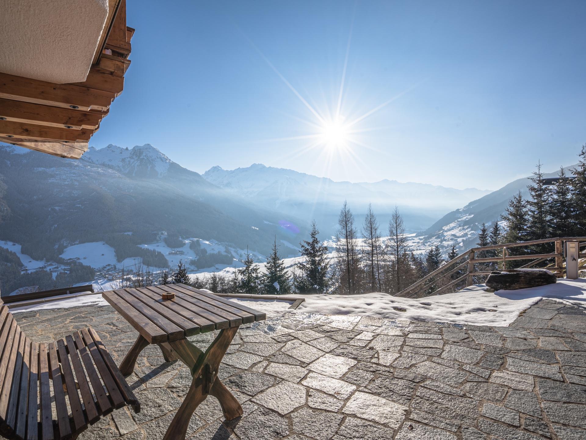Romantische suite met panoramisch uitzicht en eigen terras in Bramberg - foto 11