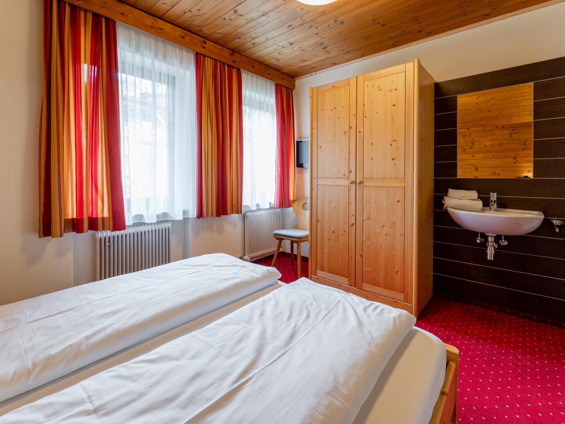 Vrijstaand Alpenchalet voor 19 personen met sauna, tuin en directe piste-toegang - foto 20