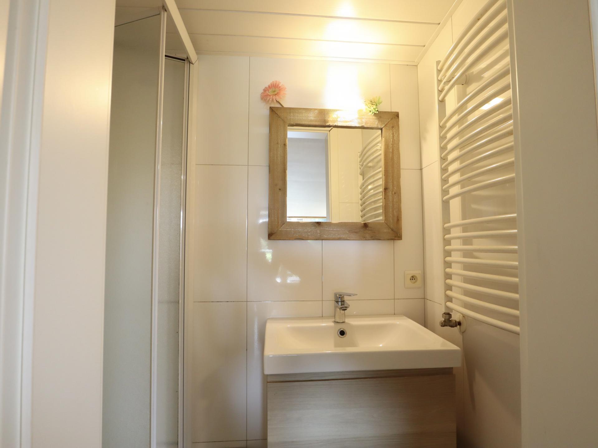 4-persoons vrijstaand chalet in het centrum van Robertville - foto 19