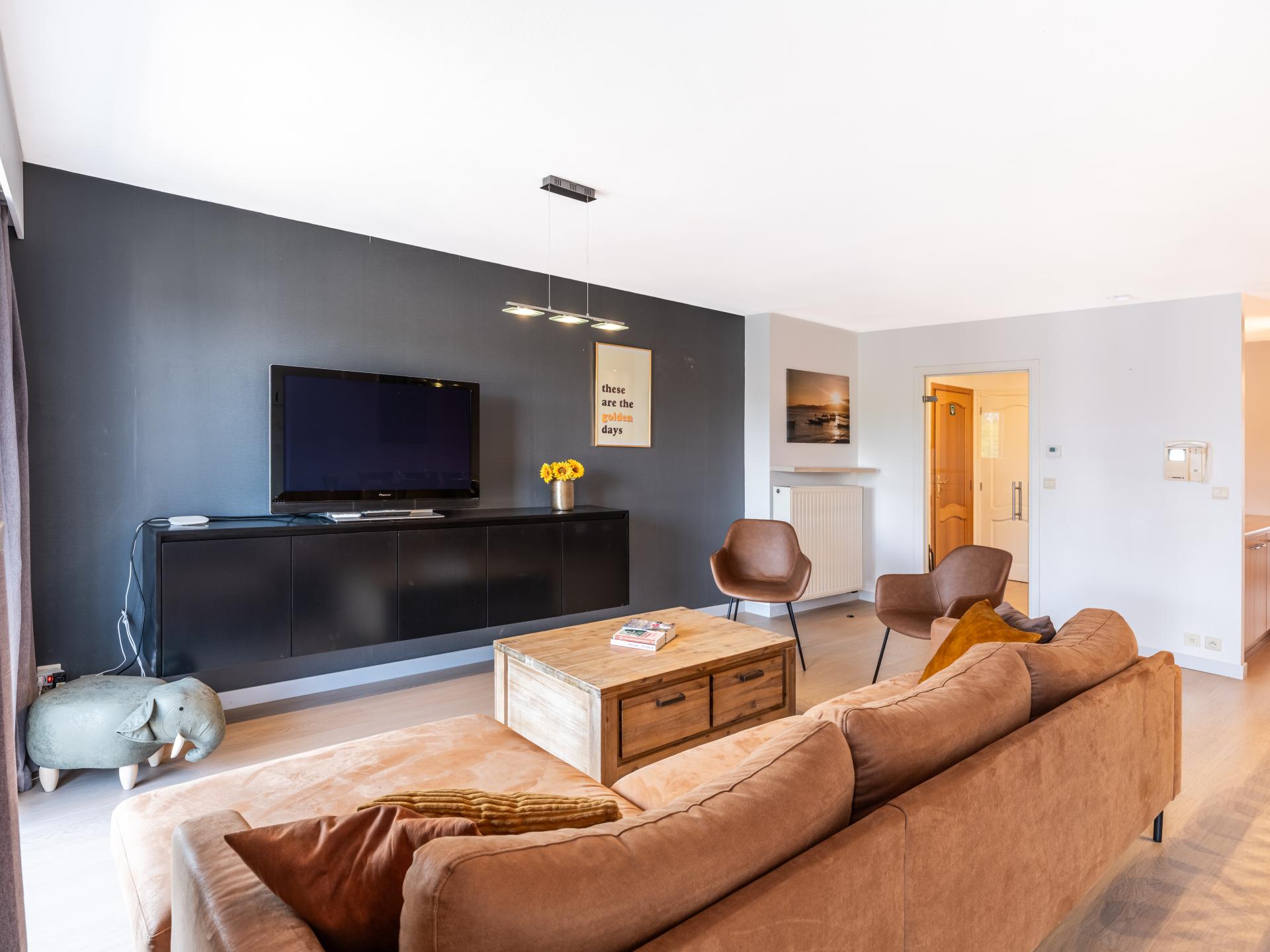 8-persoons gerenoveerd appartement aan zee in Oostduinkerke - foto 9