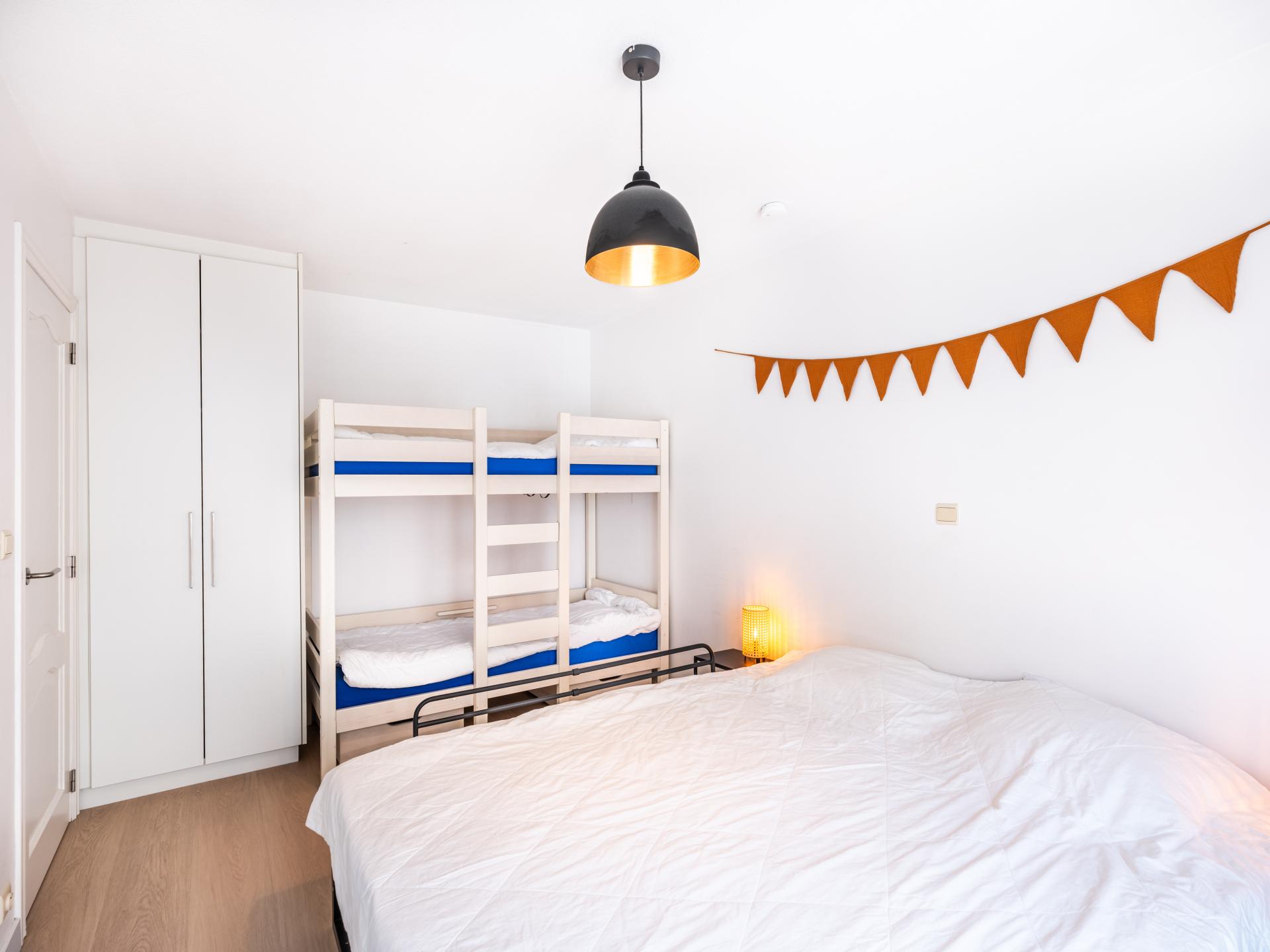 8-persoons gerenoveerd appartement aan zee in Oostduinkerke - foto 17