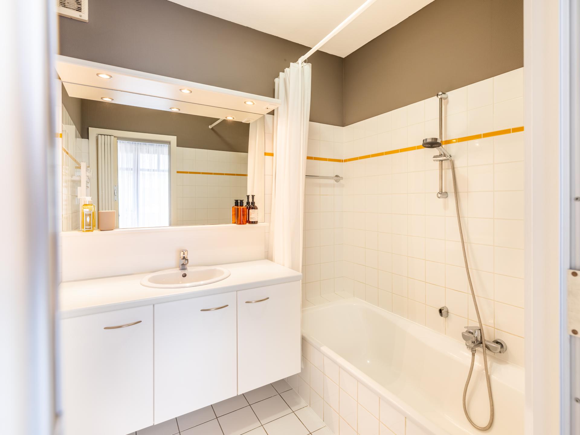Op 300 m van zee: 4-persoonsappartement in hartje Koksijde - foto 12