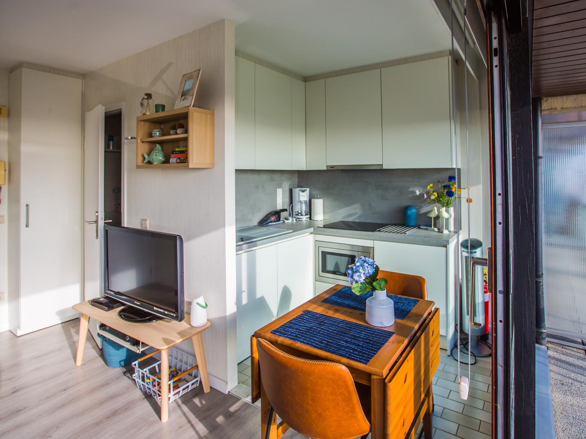 Landhuis in het centrum van Middelkerke met panoramisch uitzicht (2p, 25m²) - foto 3
