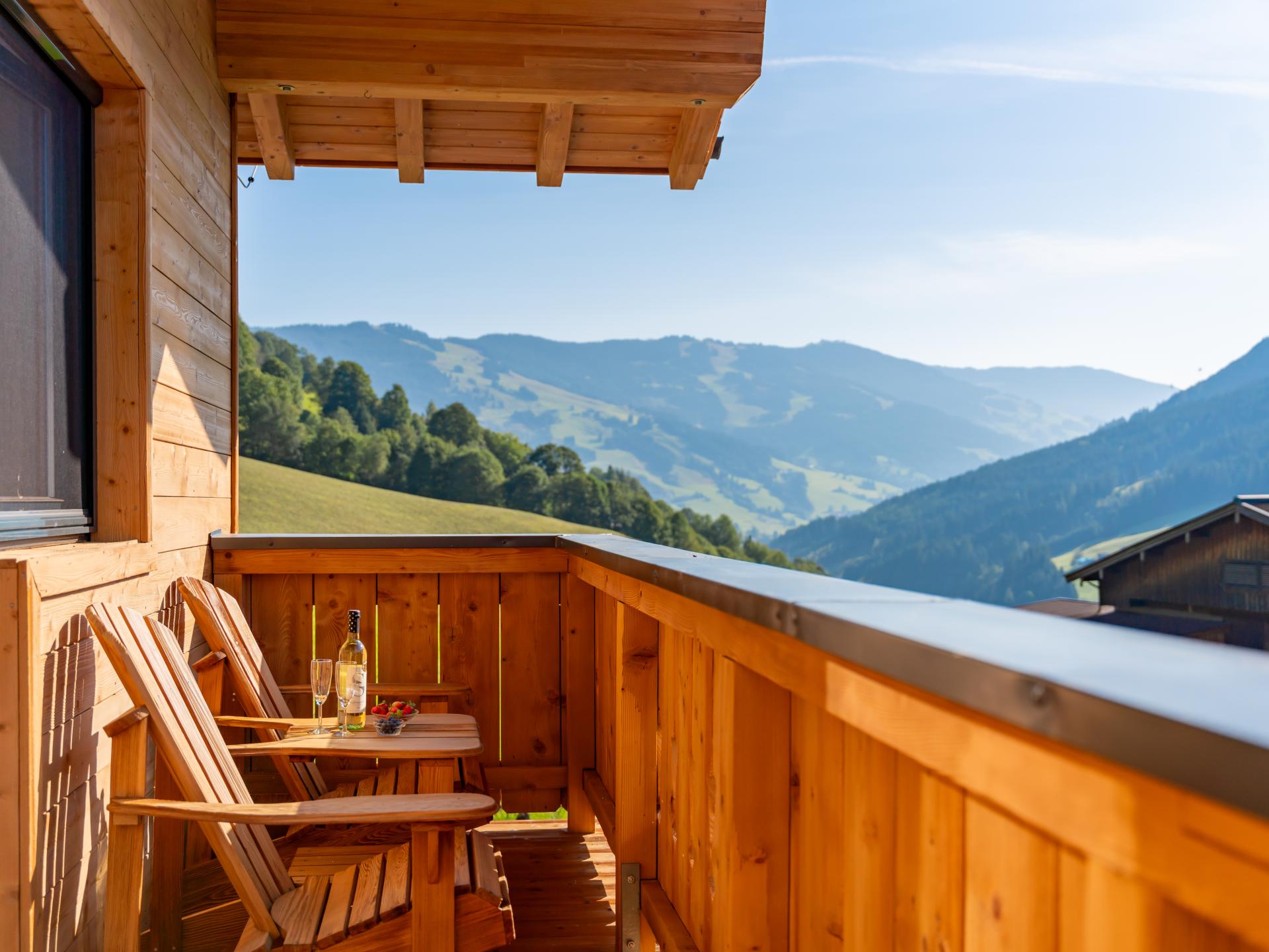 Prachtig 8-persoons appartement direct aan de piste in Saalbach - foto 30
