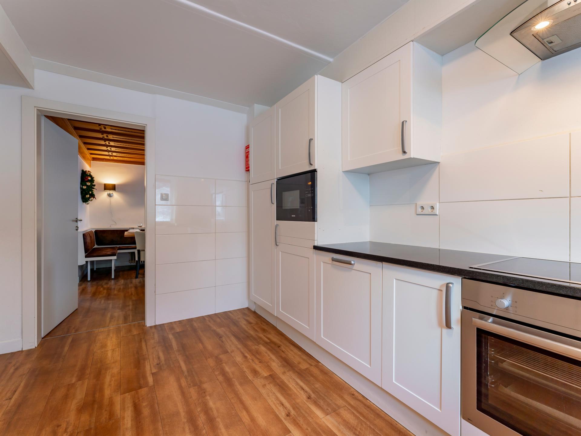 Luxe chalet voor 20 personen met sauna, direct aan de piste in Saalbach - foto 22