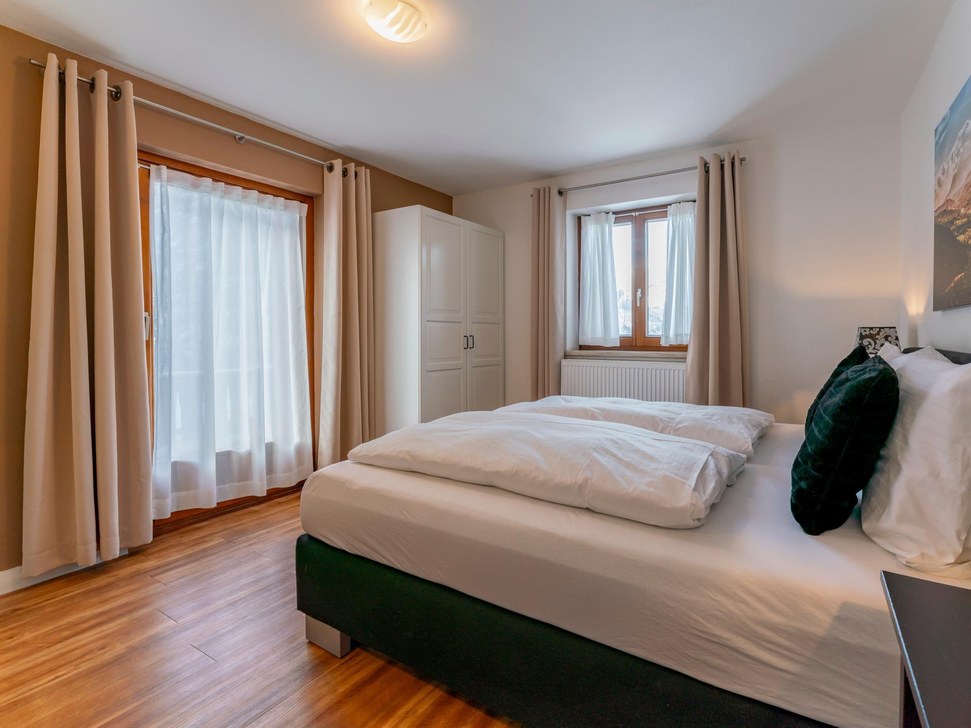 Luxe chalet voor 20 personen met sauna, direct aan de piste in Saalbach - foto 40
