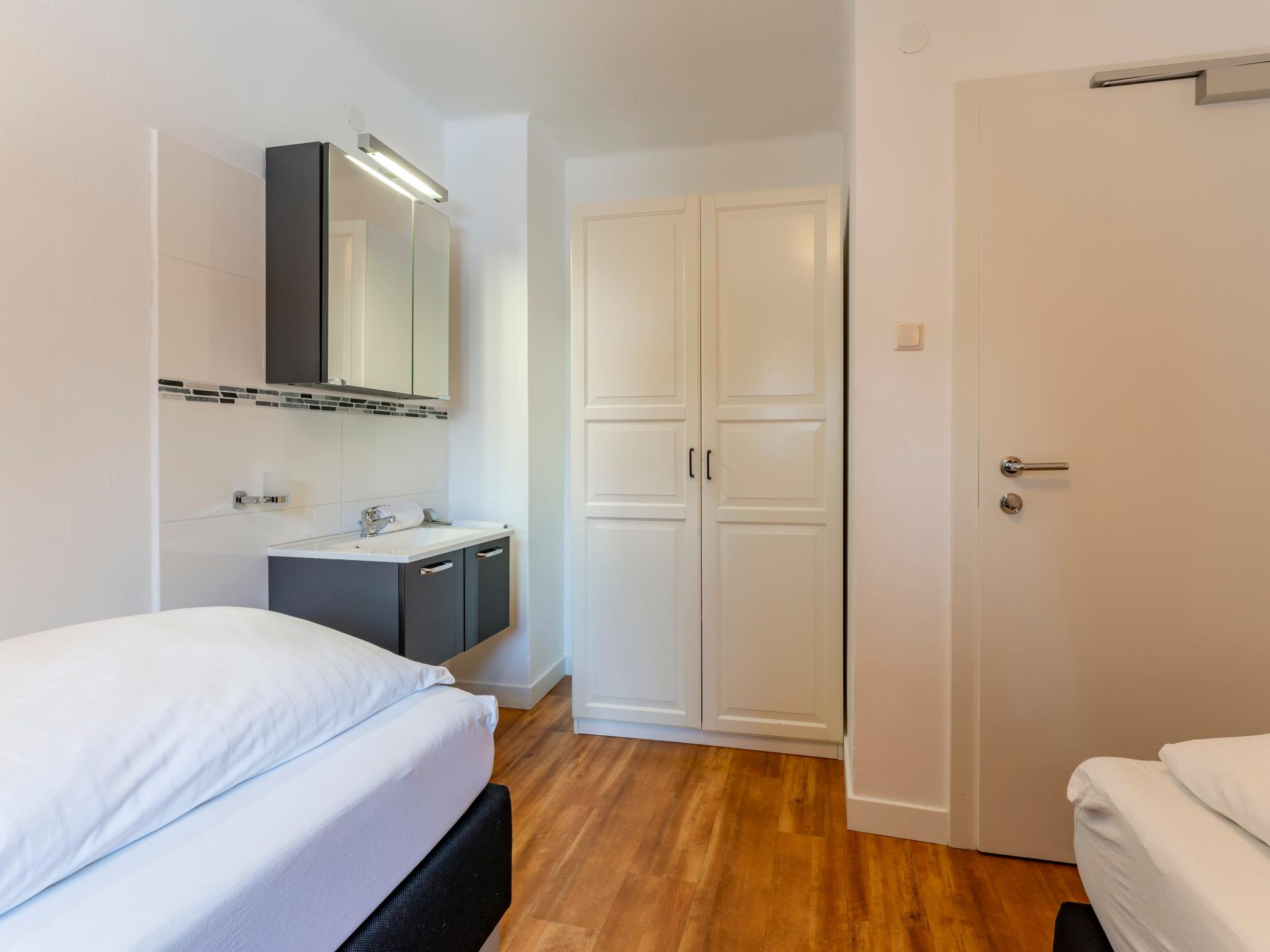 Luxe chalet voor 20 personen met sauna, direct aan de piste in Saalbach - foto 35