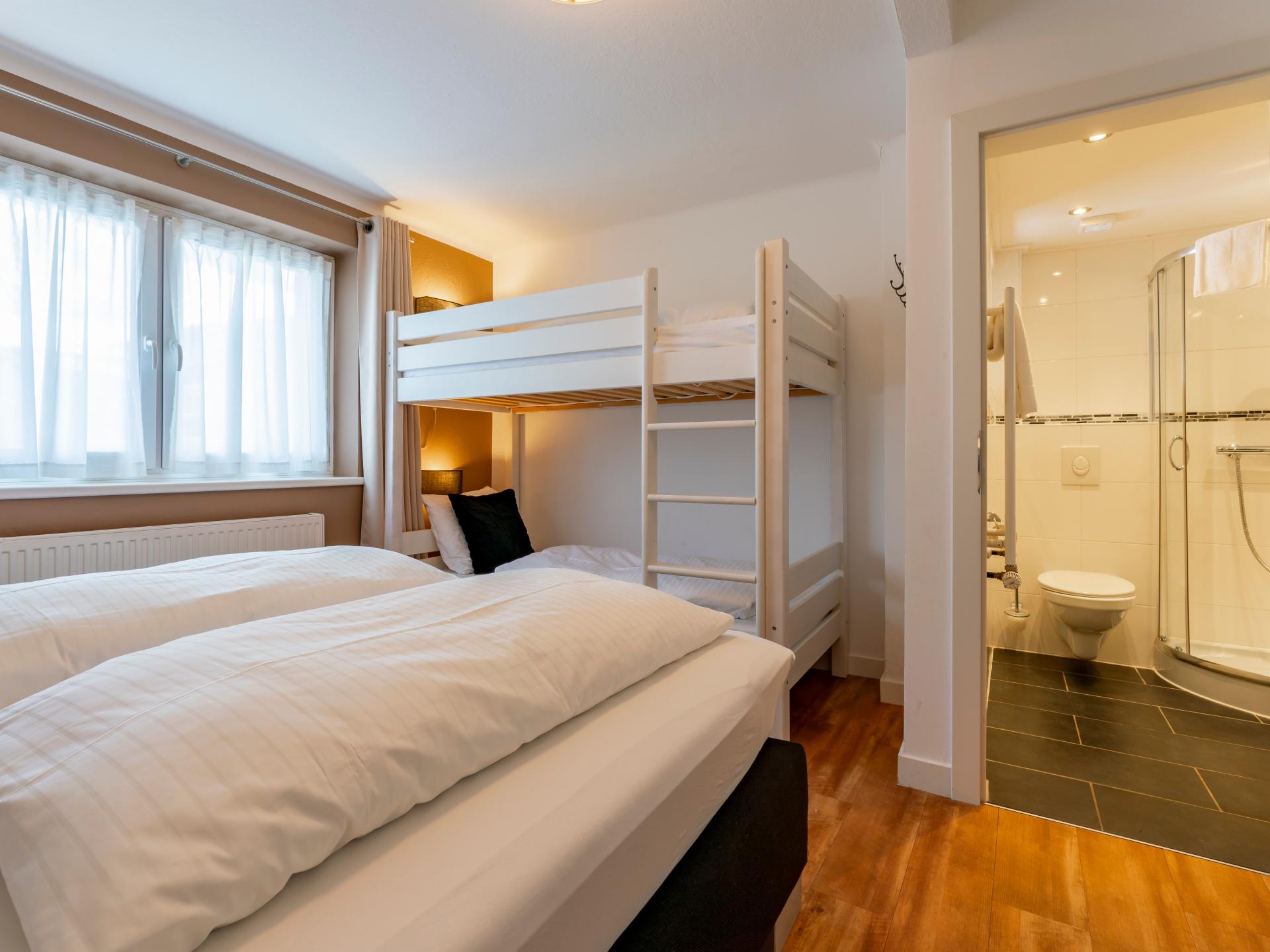 Luxe chalet voor 20 personen met sauna, direct aan de piste in Saalbach - foto 44