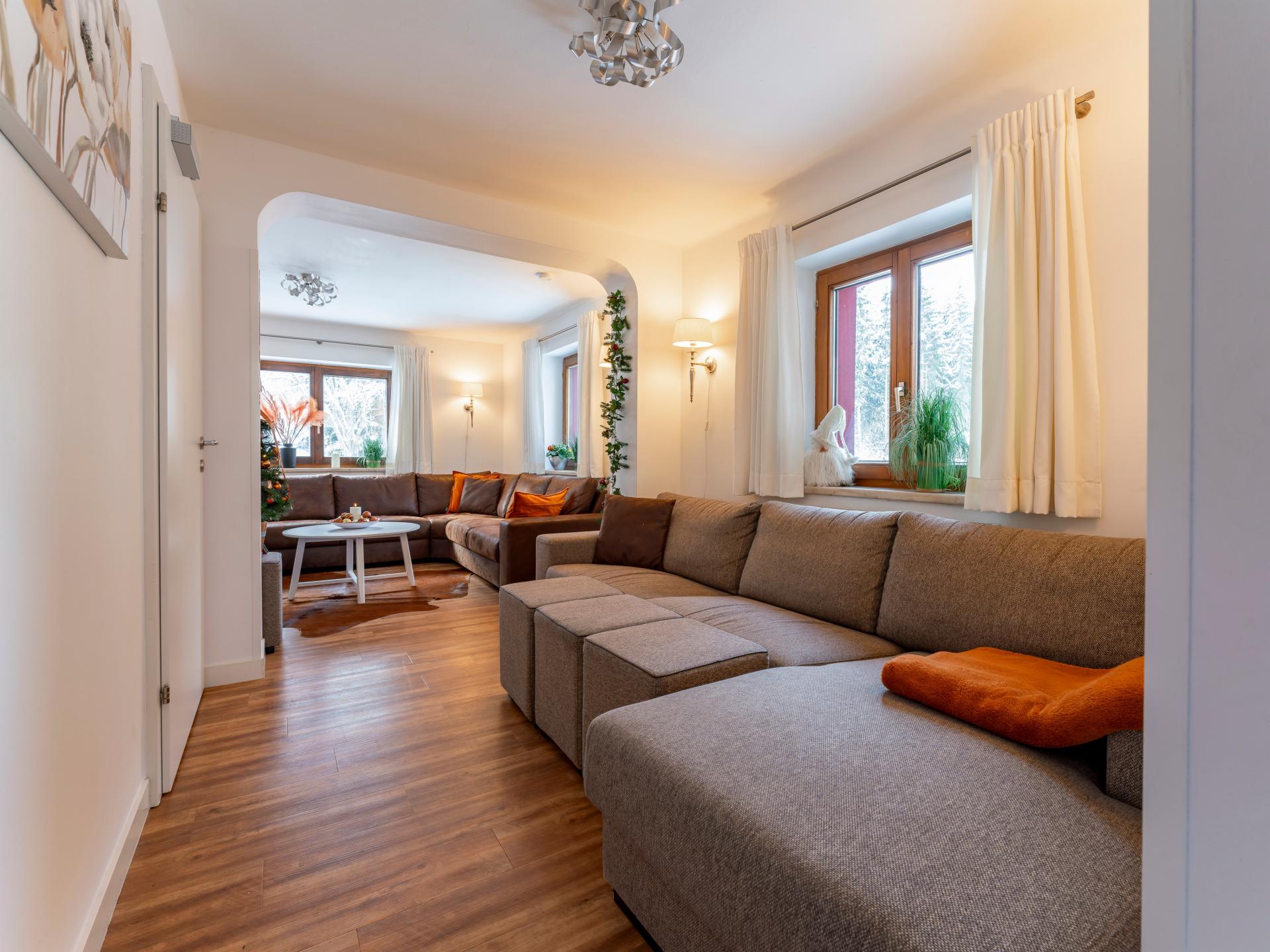 Luxe chalet voor 20 personen met sauna, direct aan de piste in Saalbach - foto 8