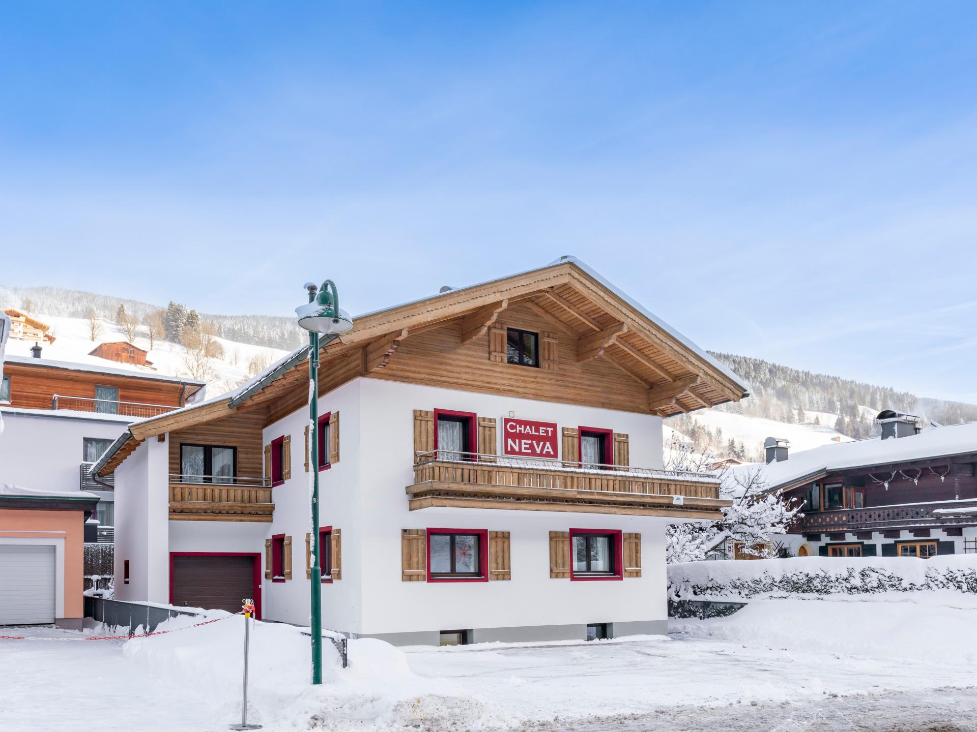 Luxe chalet voor 20 personen met sauna, direct aan de piste in Saalbach - foto 59