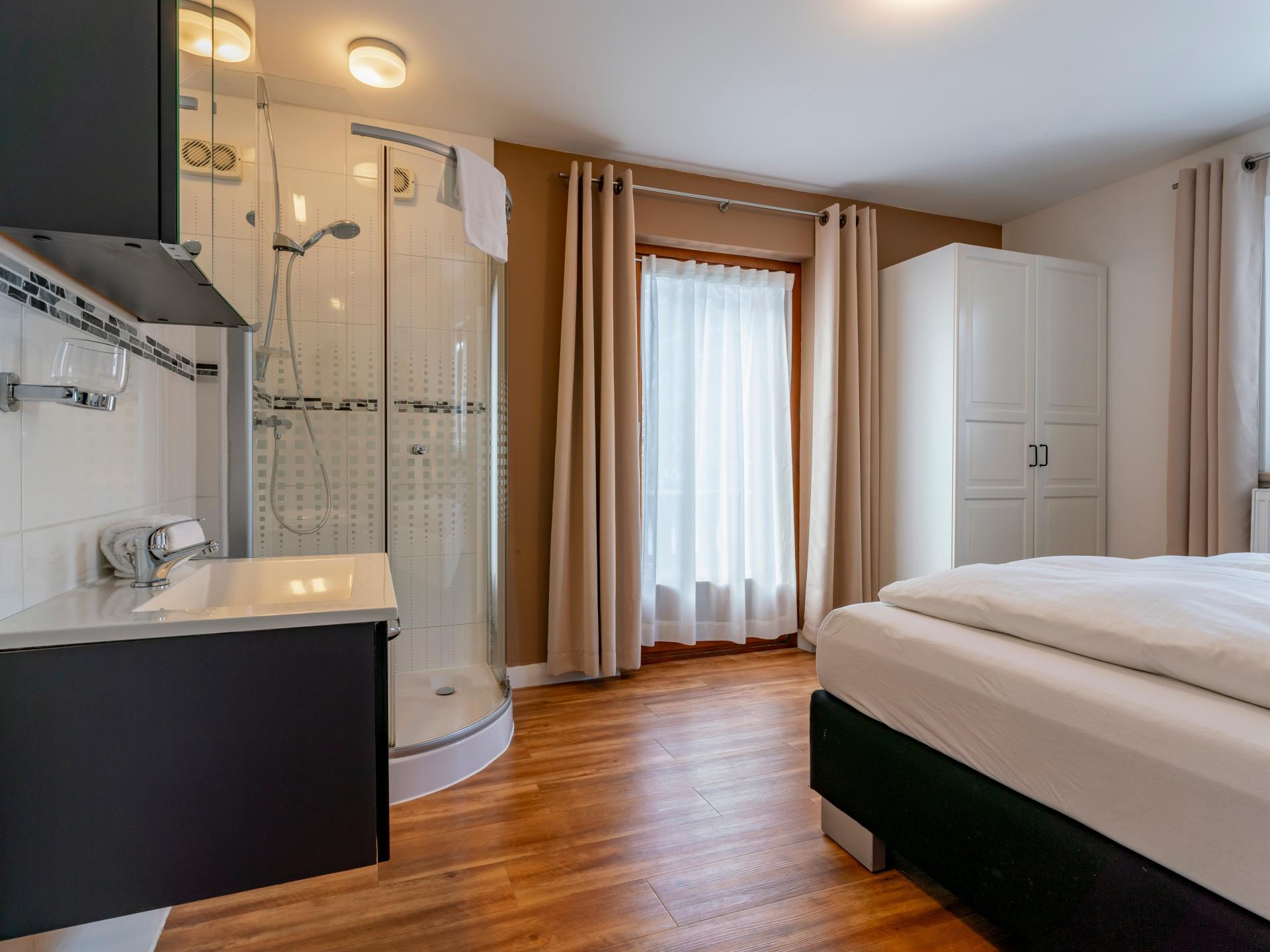 Luxe chalet voor 20 personen met sauna, direct aan de piste in Saalbach - foto 41