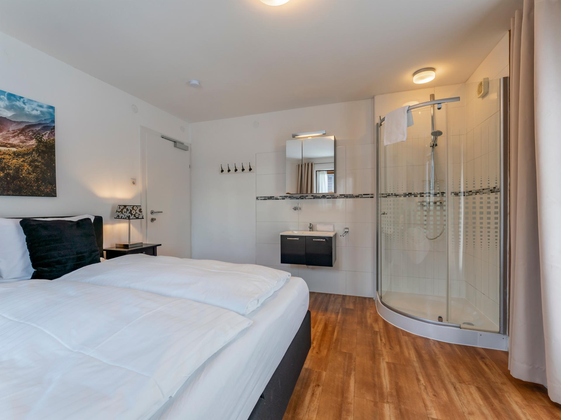 Luxe chalet voor 20 personen met sauna, direct aan de piste in Saalbach - foto 32