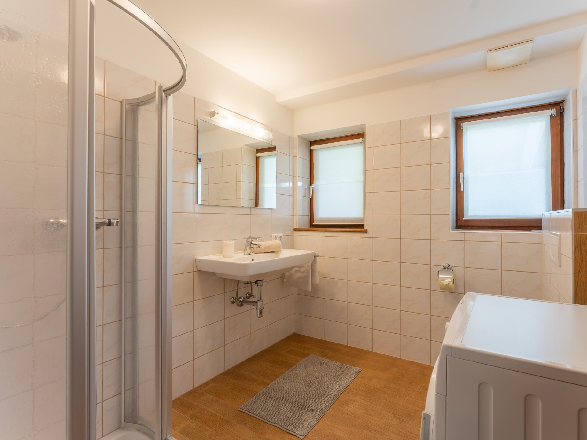 Centraal gelegen vakantiehuis in Krimml met uitzicht op de watervallen - foto 22
