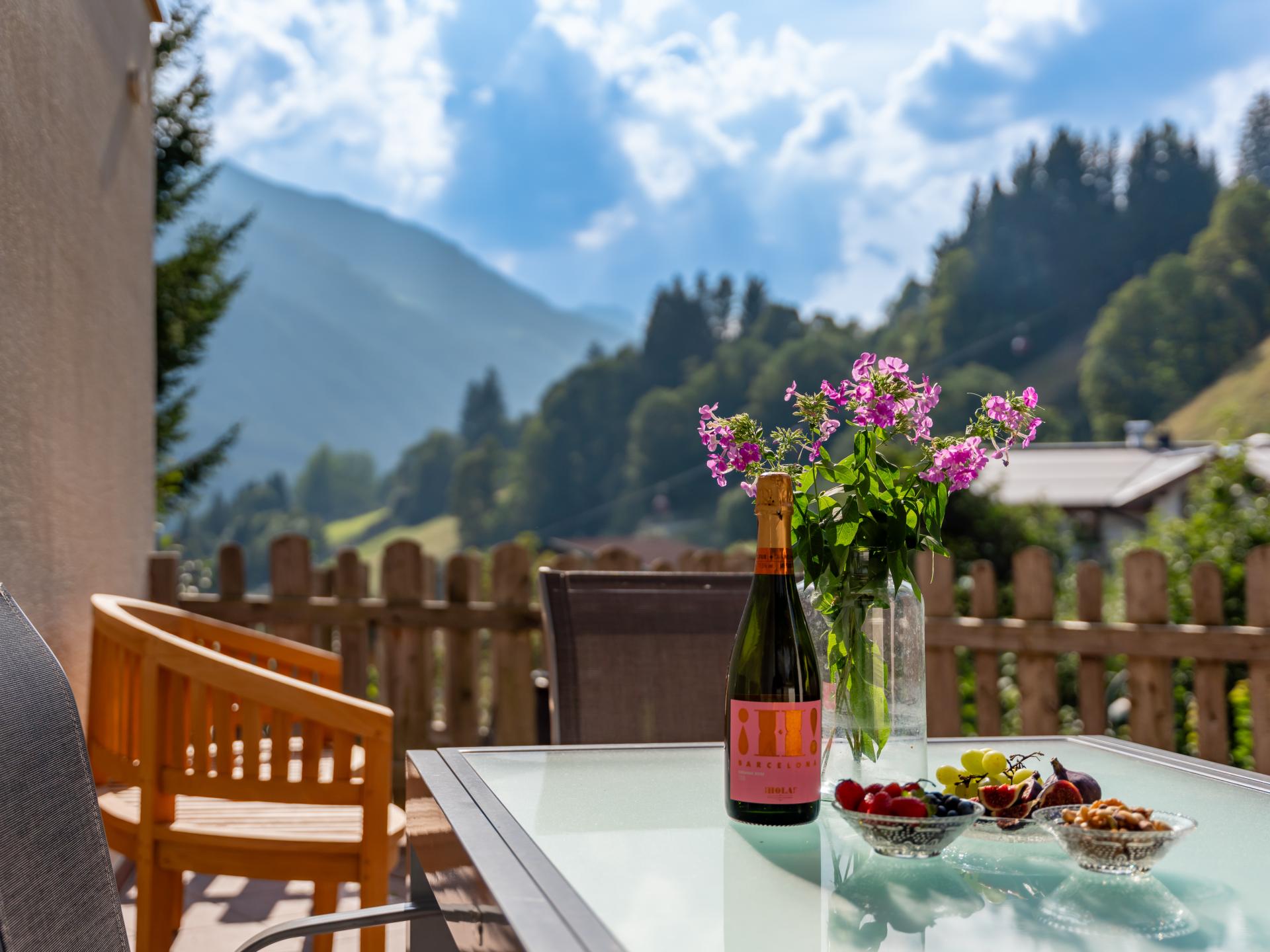 Centraal gelegen appartement in Saalbach-Hinterglemm voor 8 personen - foto 3
