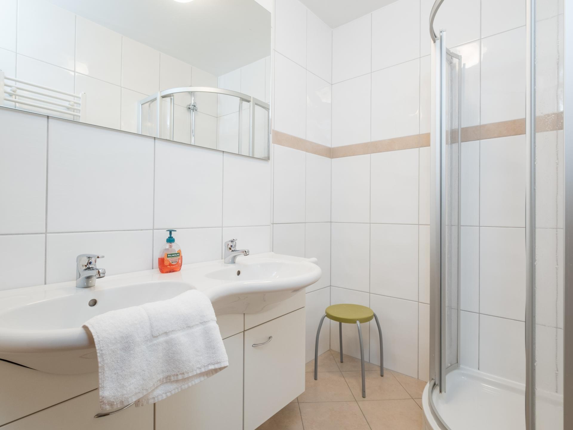 Centraal gelegen appartement in Saalbach-Hinterglemm voor 8 personen - foto 16