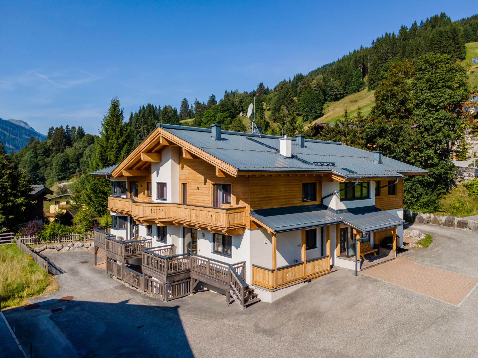 Centraal gelegen appartement in Saalbach-Hinterglemm voor 8 personen - foto 2