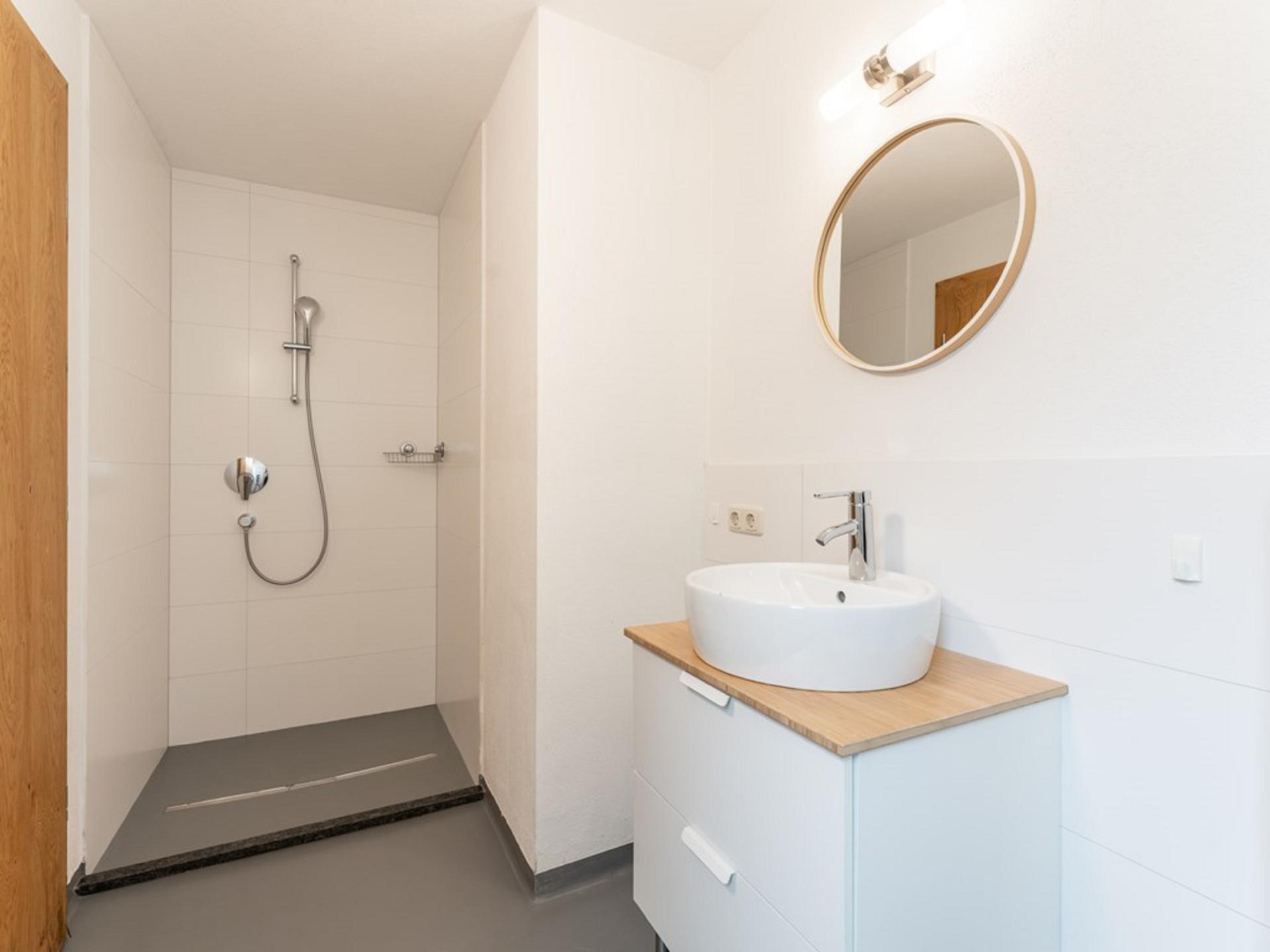 Luxe groepsaccommodatie met sauna voor 18 personen direct aan de piste in Saalbach - foto 36