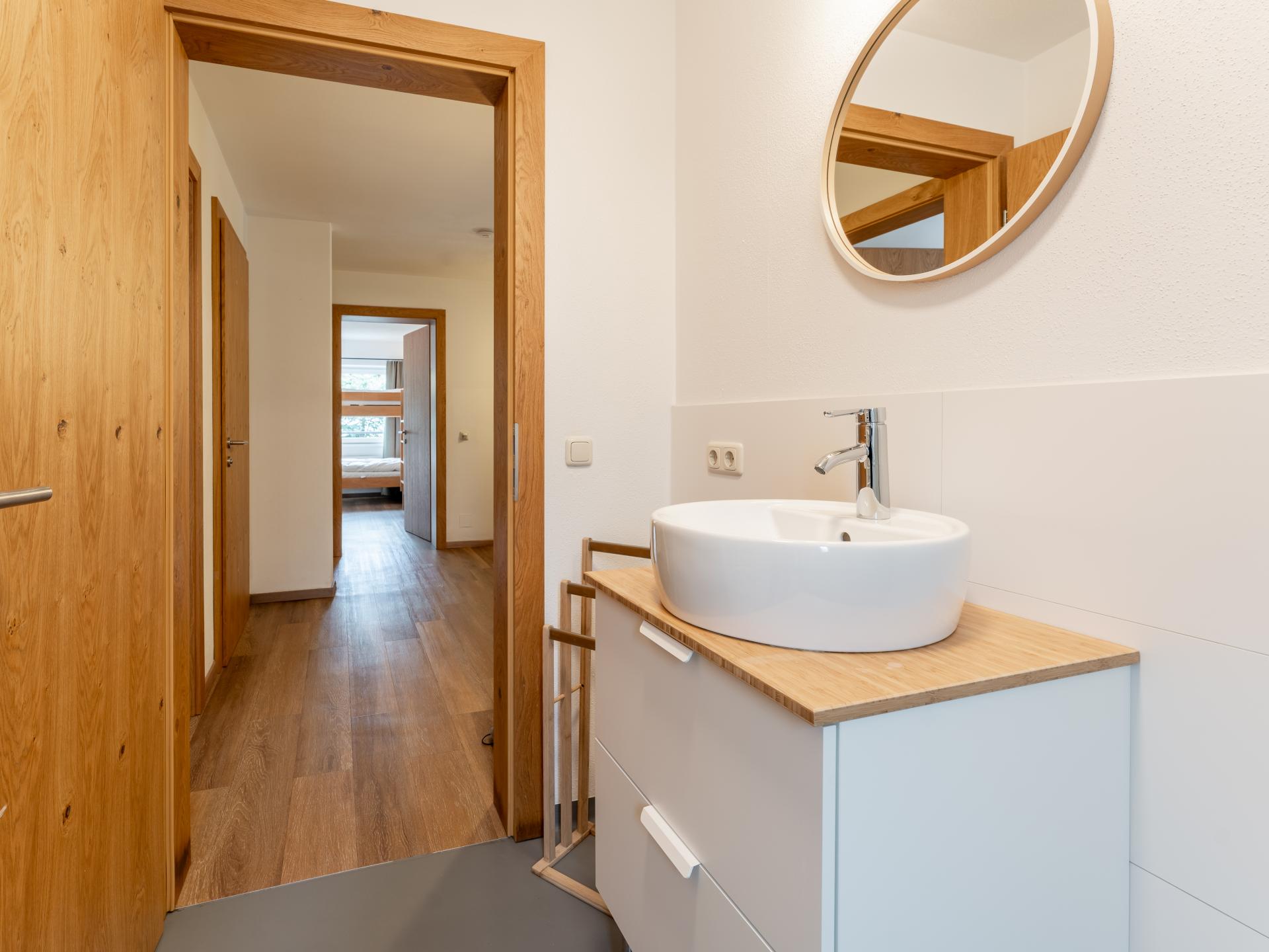 Luxe groepsaccommodatie met sauna voor 18 personen direct aan de piste in Saalbach - foto 32