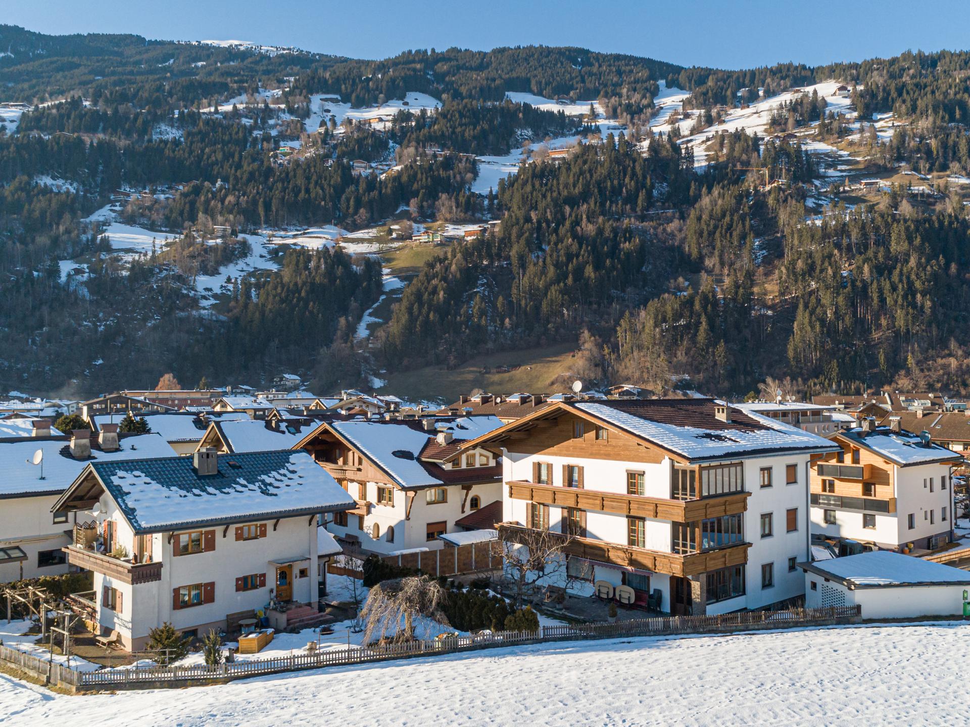 Ruim Tirools groepsverblijf voor 20 personen aan de piste in Zell am Ziller - foto 44