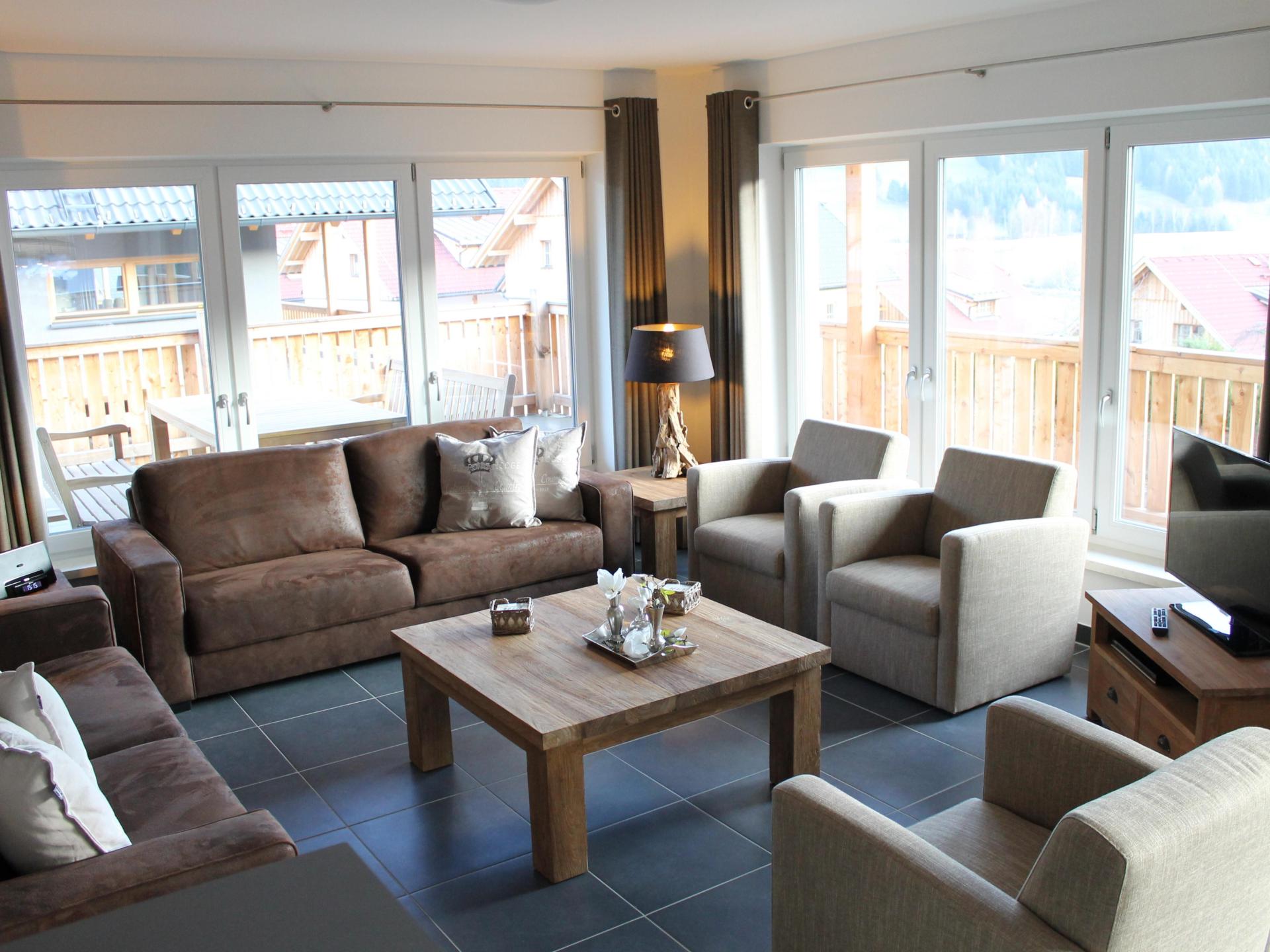 Aan de piste: Luxe vrijstaande villa in centrum Mauterndorf - foto 2