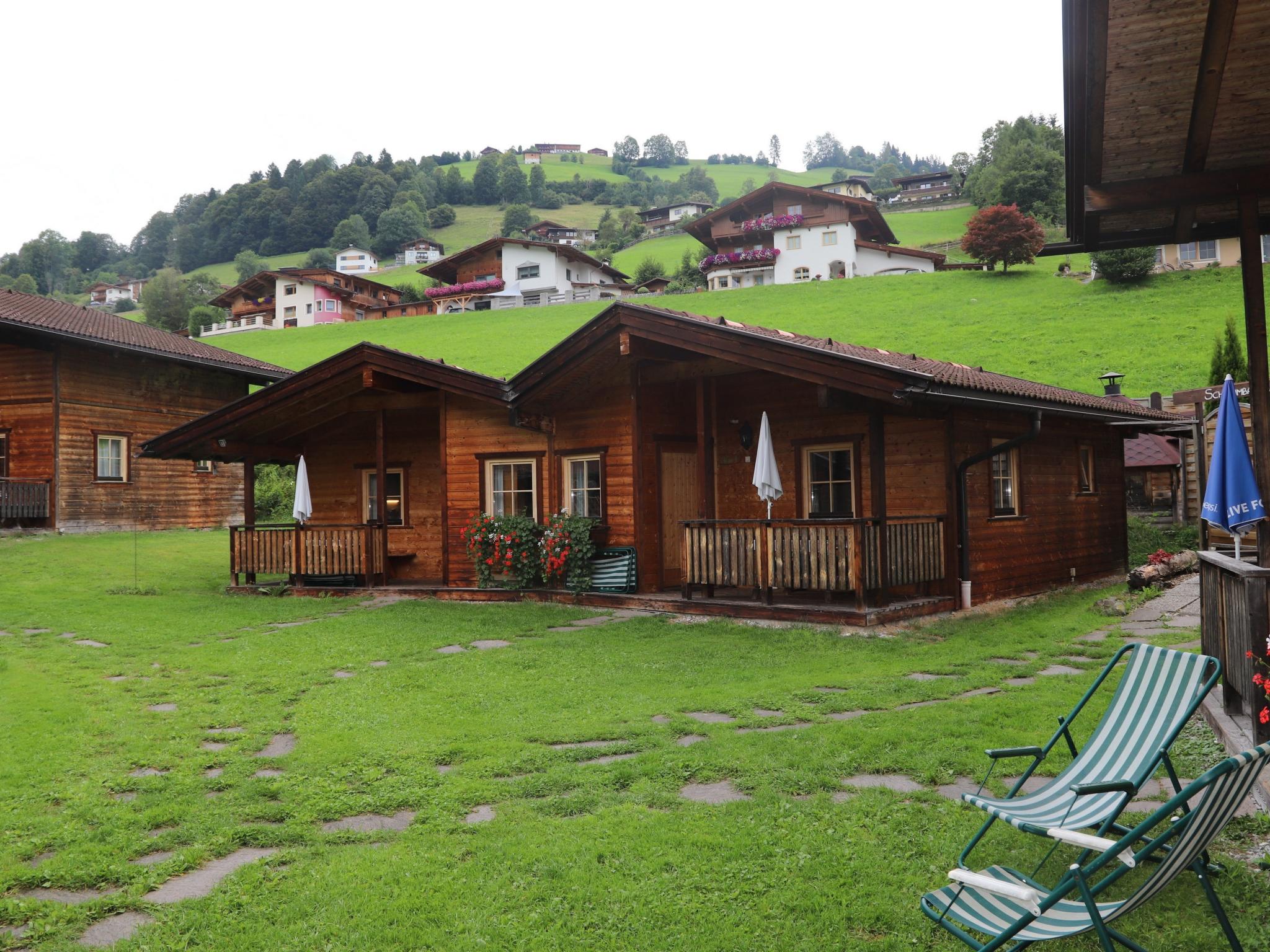 Urige Doppelhaushälfte 10 rechts Tirol
