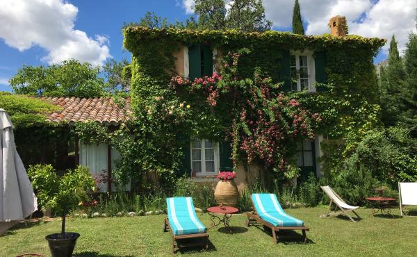 Romantic holiday home with pool near the Gorges de Verdon