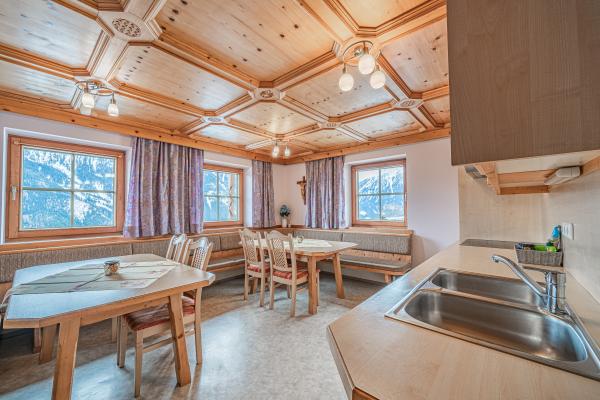 Authentiek appartement op boerderij, direct aan de skipiste in Wald im Pinzgau - thumbnail 5