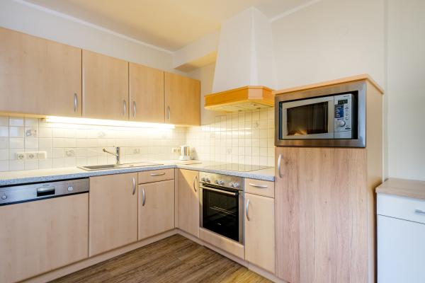 Ruim appartement voor 12 personen direct aan de skipiste in Saalbach - thumbnail 4