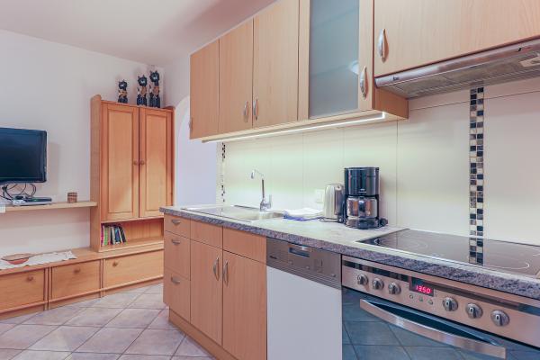 Op 900m van het centrum: modern appartement in Söll voor 6 personen - thumbnail 5