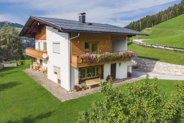 Appartement met panoramisch bergzicht in Hopfgarten | 8 personen - thumbnail 1