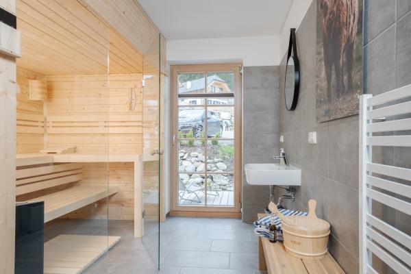 Vrijstaand chalet met sauna en houtkachel direct aan de skipiste in Donnersbachwald - thumbnail 3