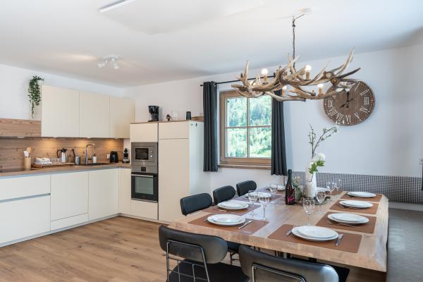Luxe chalet voor 9 personen met sauna en hottub direct aan de piste - thumbnail 4